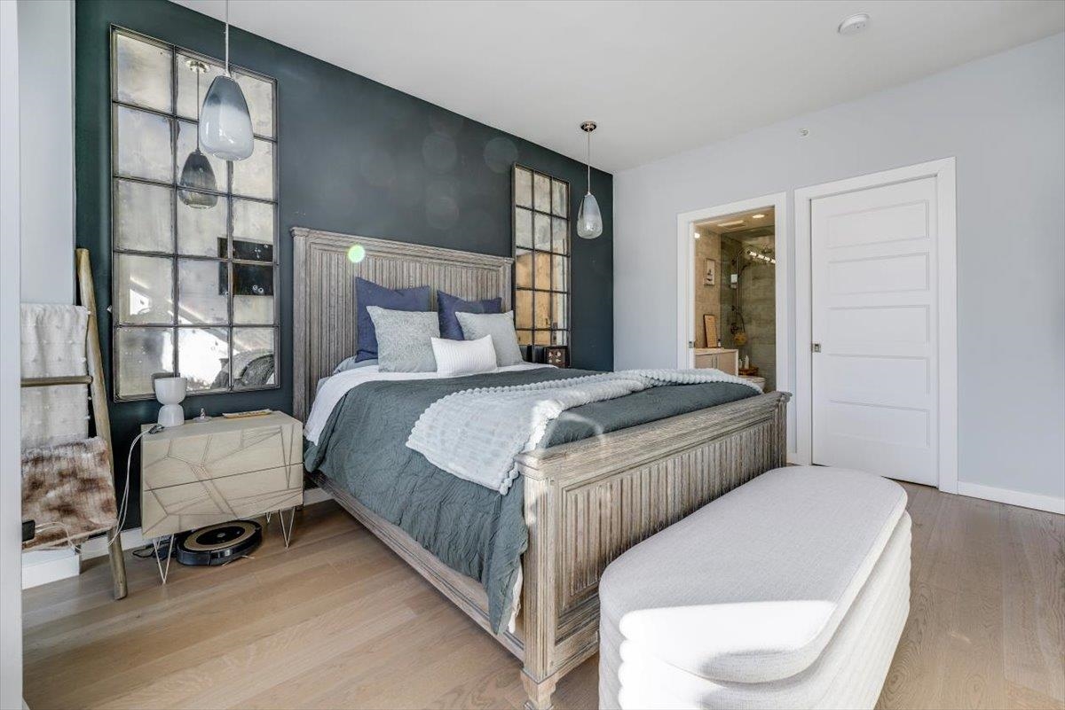 70 MONROE ST Unit: 4