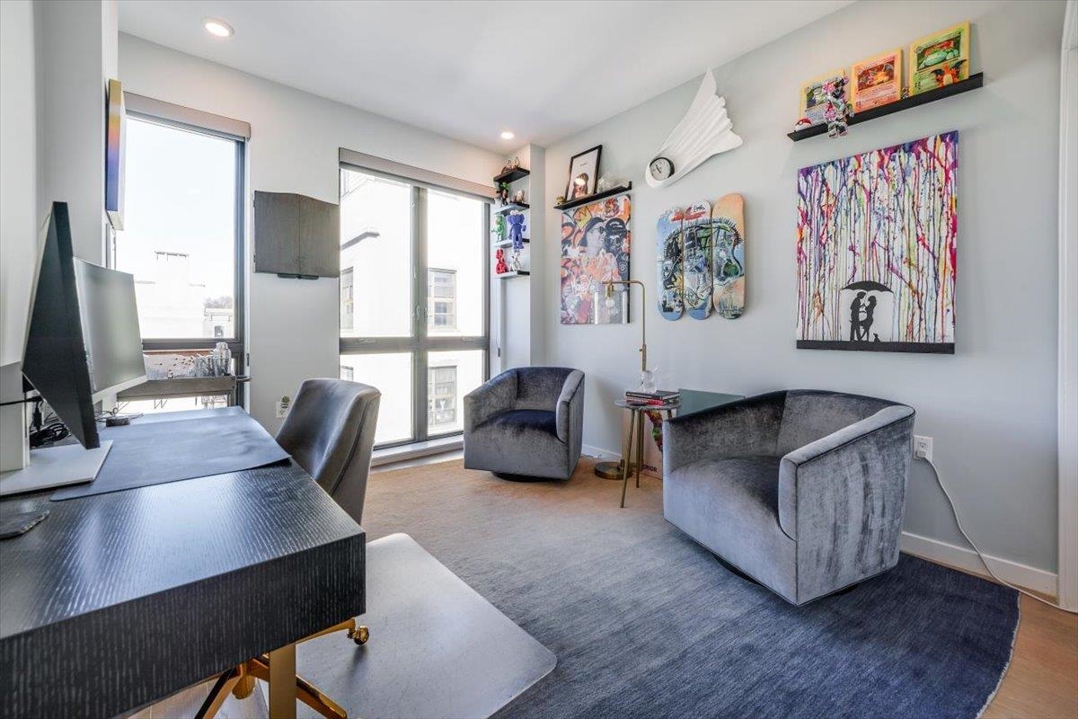 70 MONROE ST Unit: 4