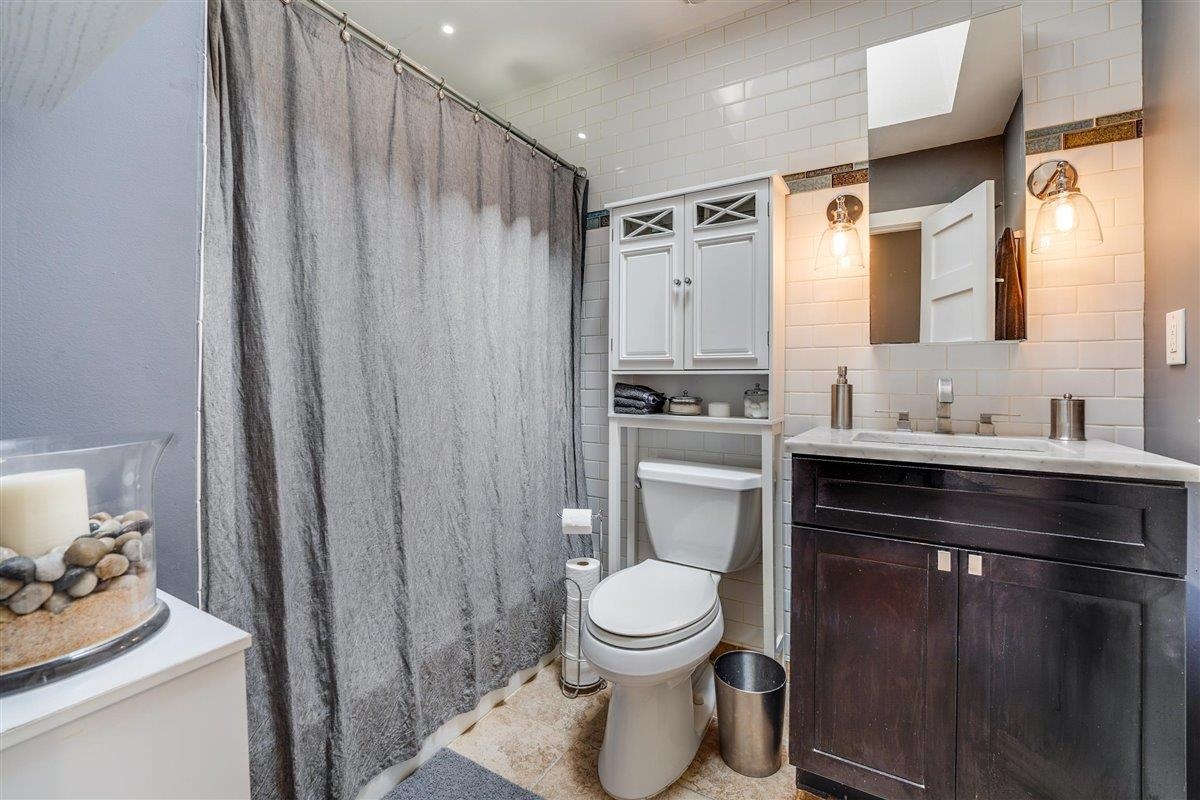 1102 WASHINGTON ST Unit: 8