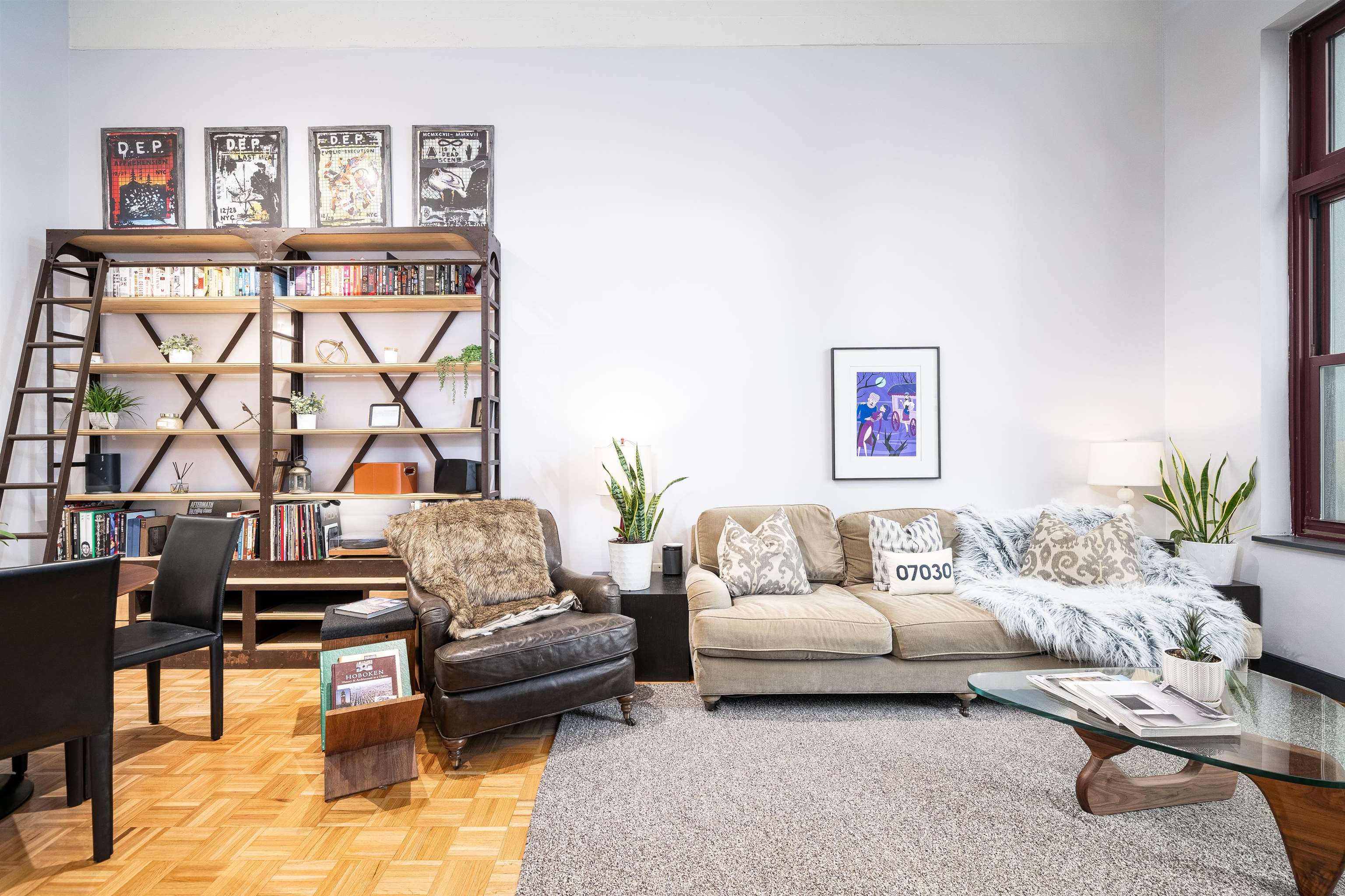 1500 HUDSON ST Unit: R-3T
