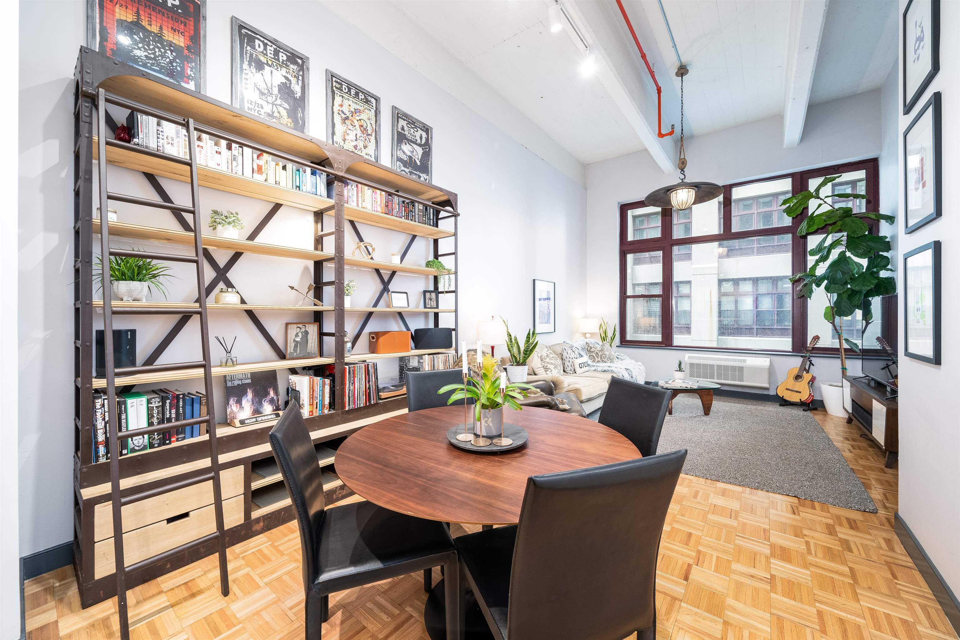 1500 HUDSON ST Unit: R-3T