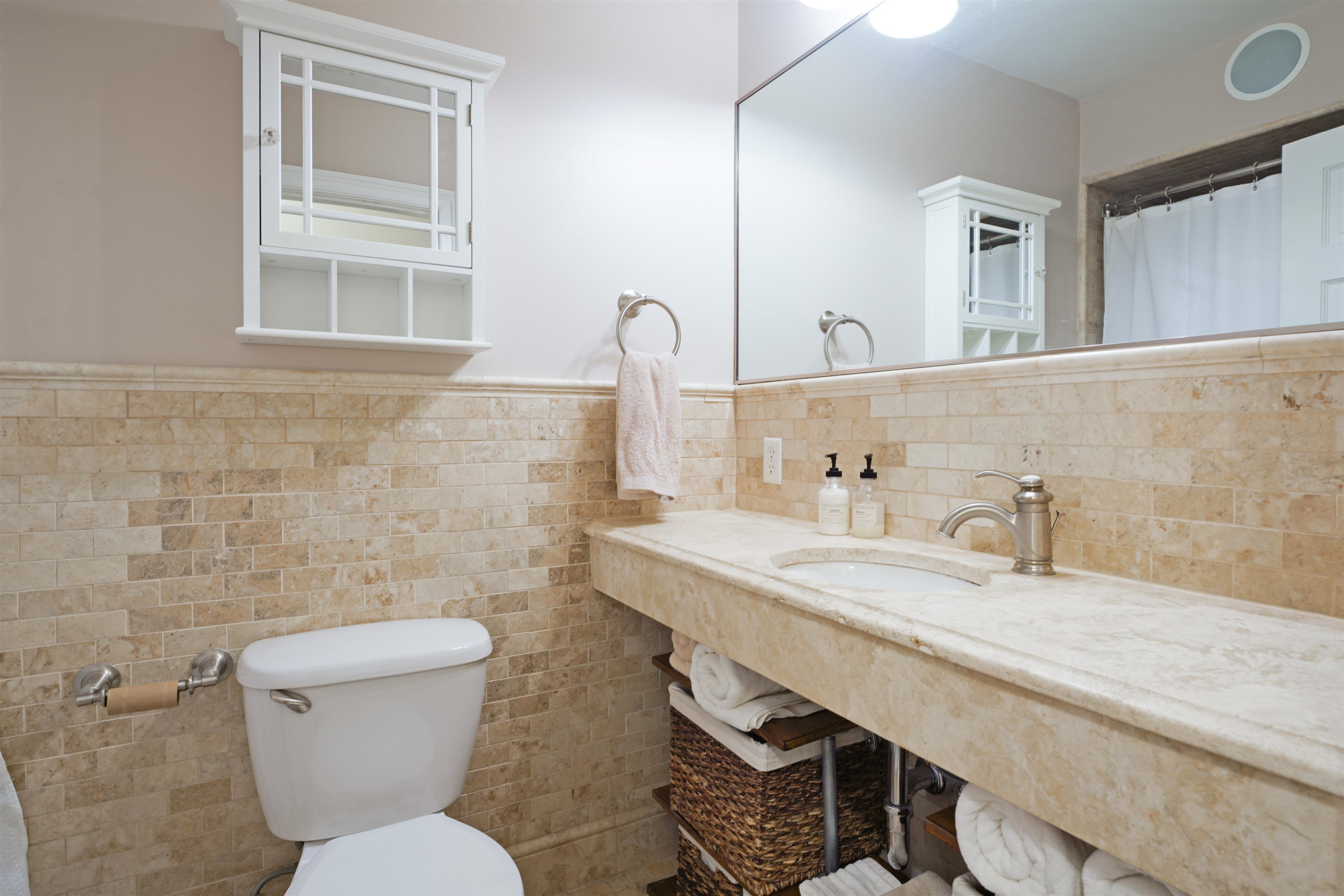 805 WILLOW AVE Unit: 1L