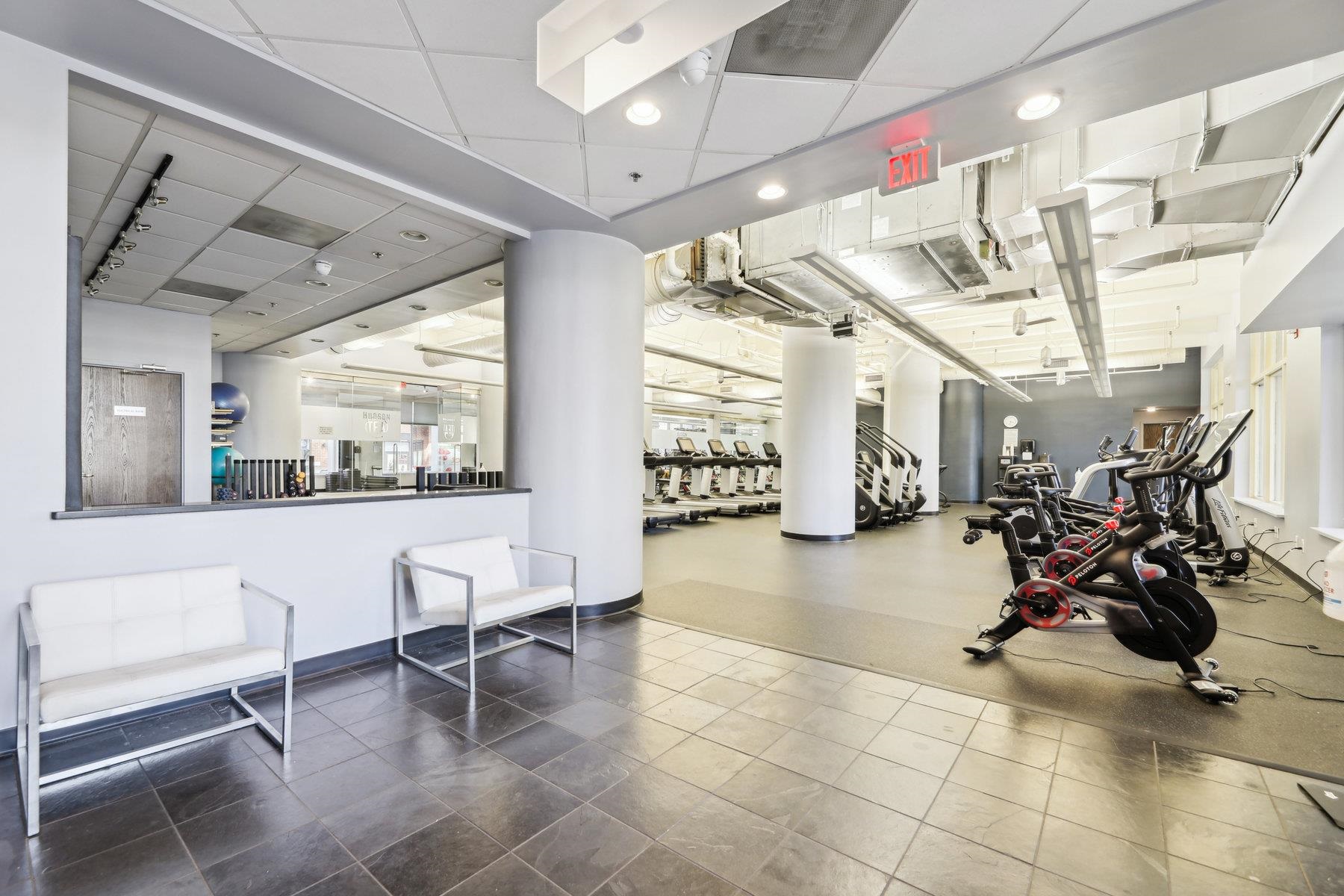 1500 HUDSON ST Unit: 3D
