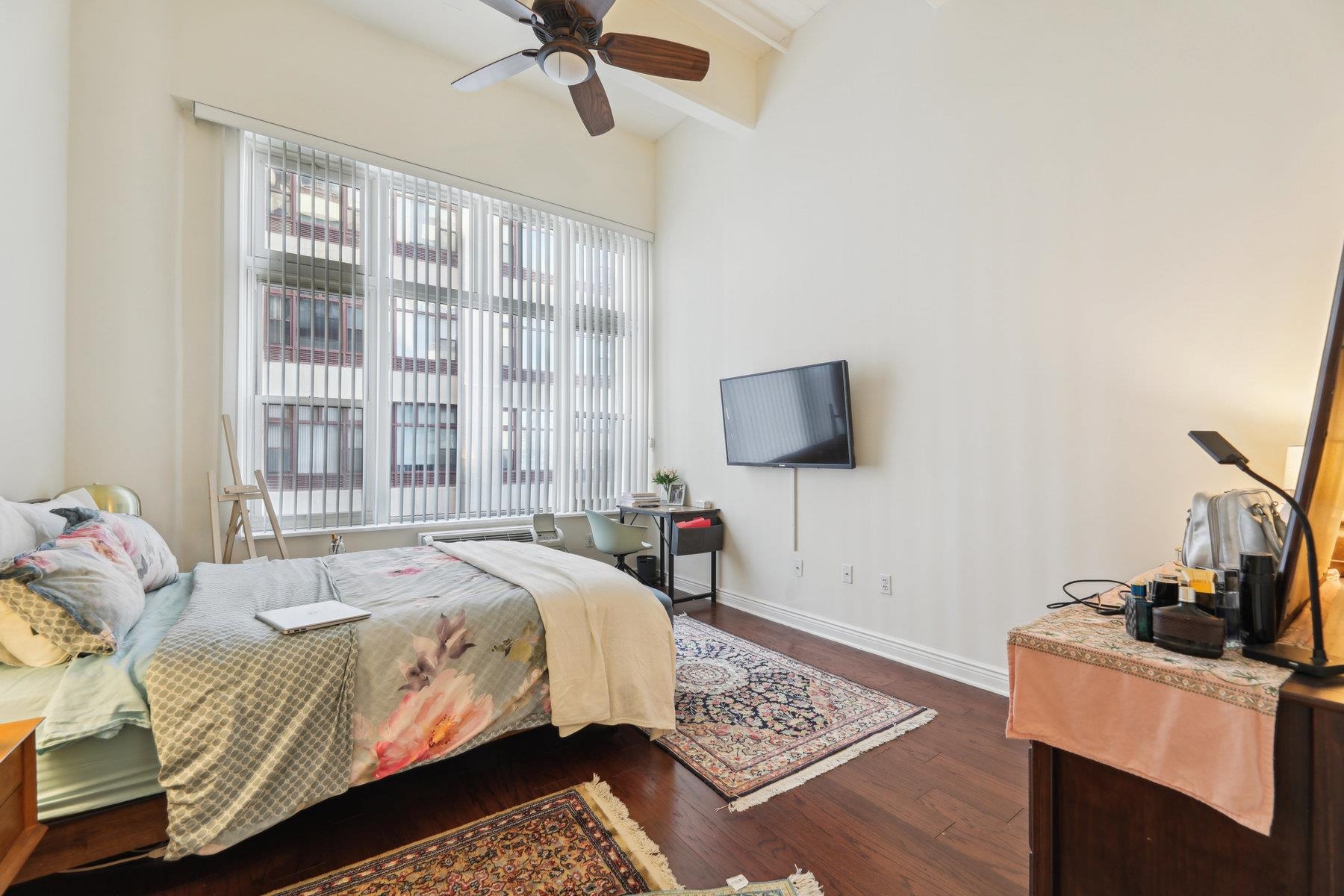 1500 HUDSON ST Unit: 3D