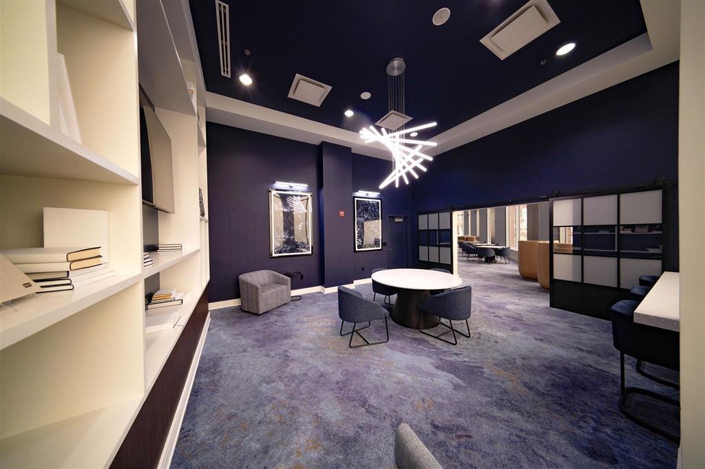 1025 MAXWELL LANE Unit: 506