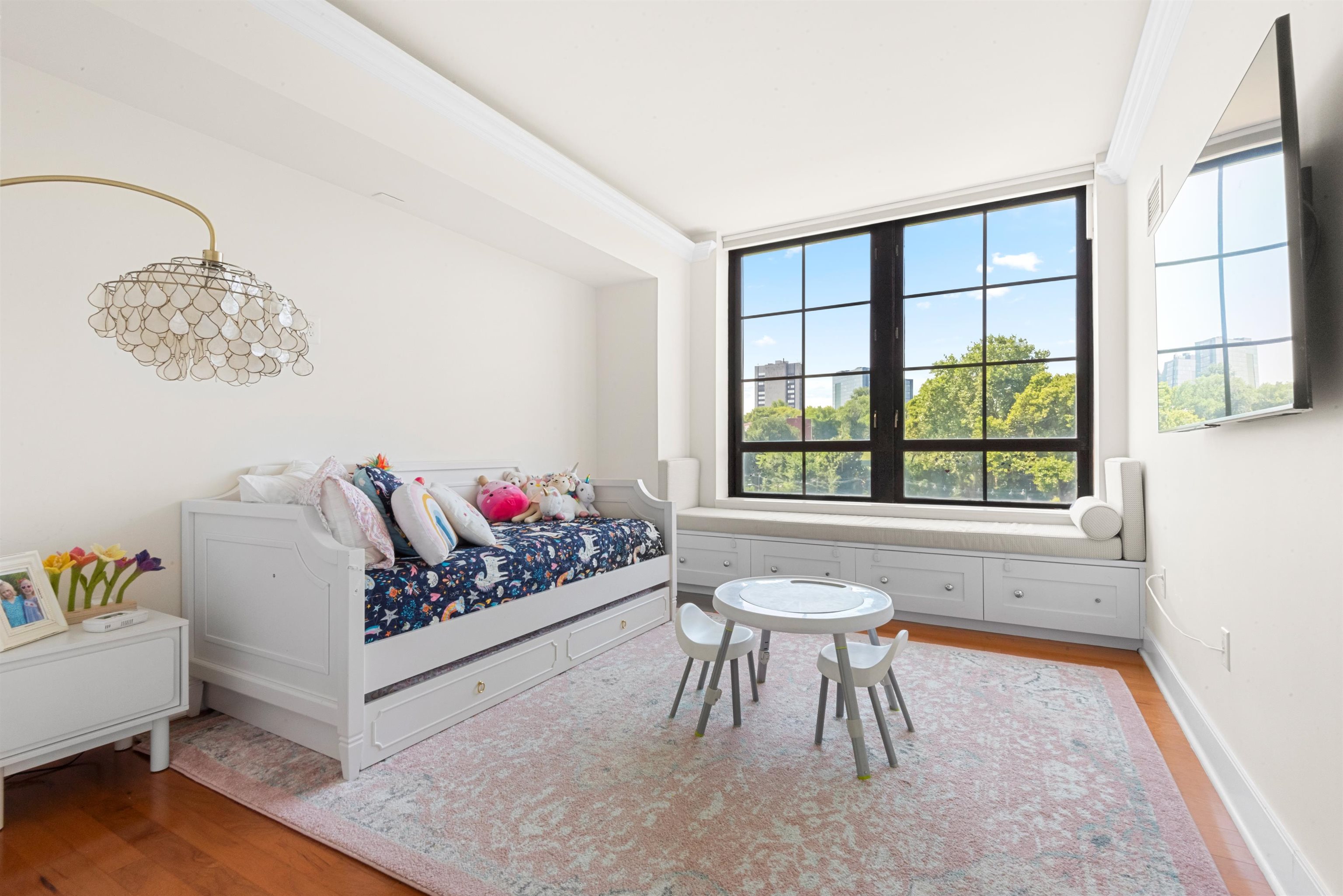 1025 MAXWELL LANE Unit: 506