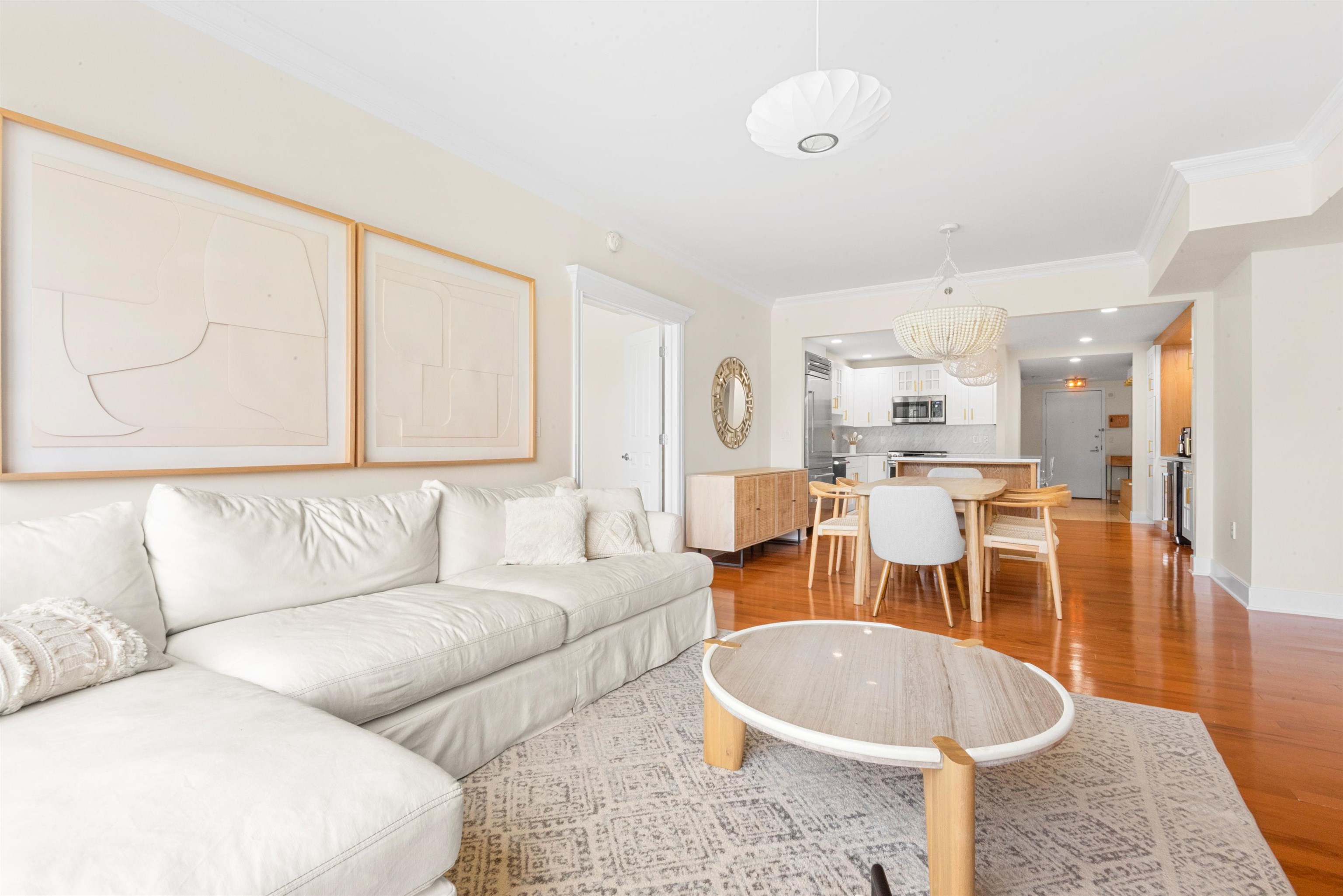 1025 MAXWELL LANE Unit: 506