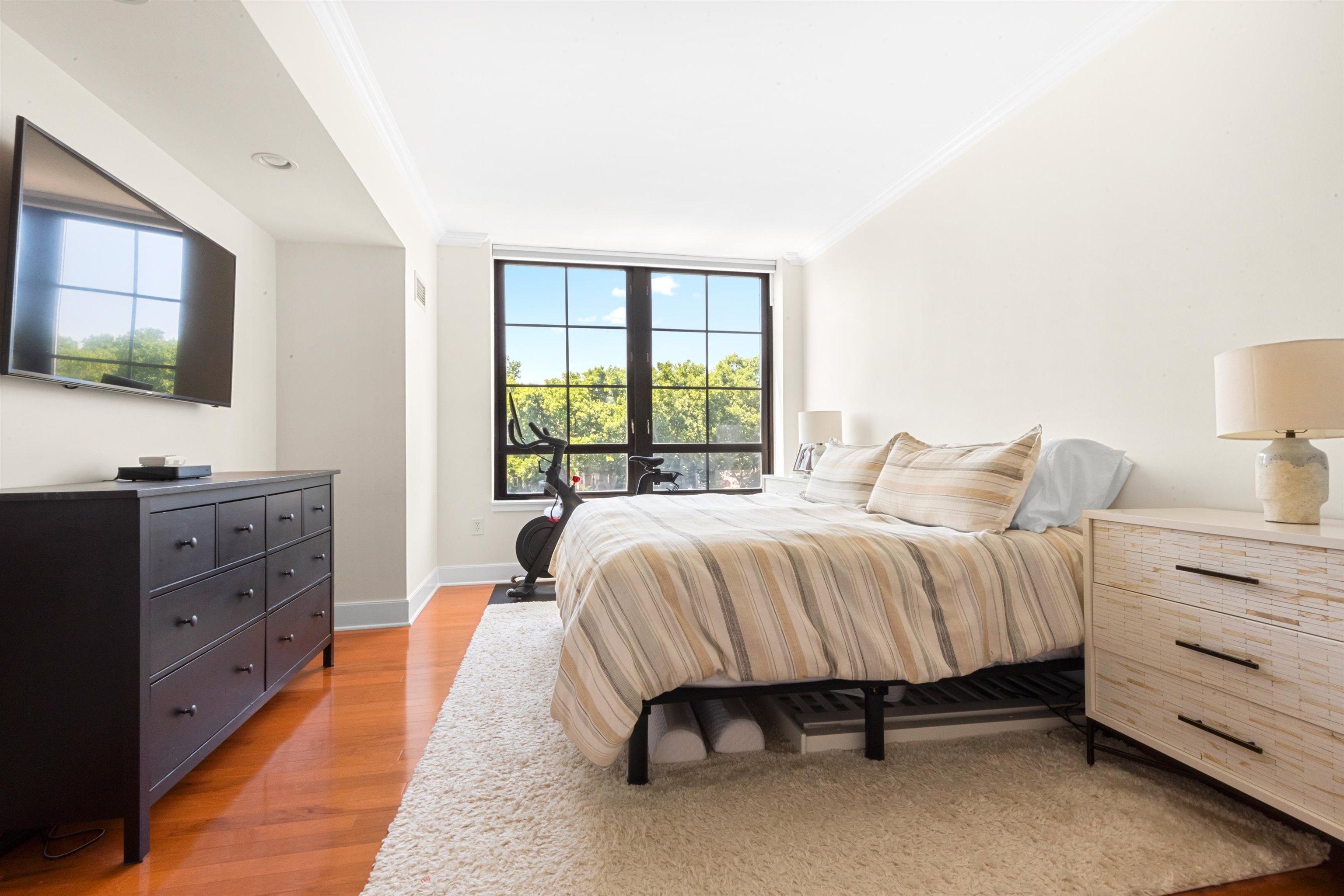 1025 MAXWELL LANE Unit: 506