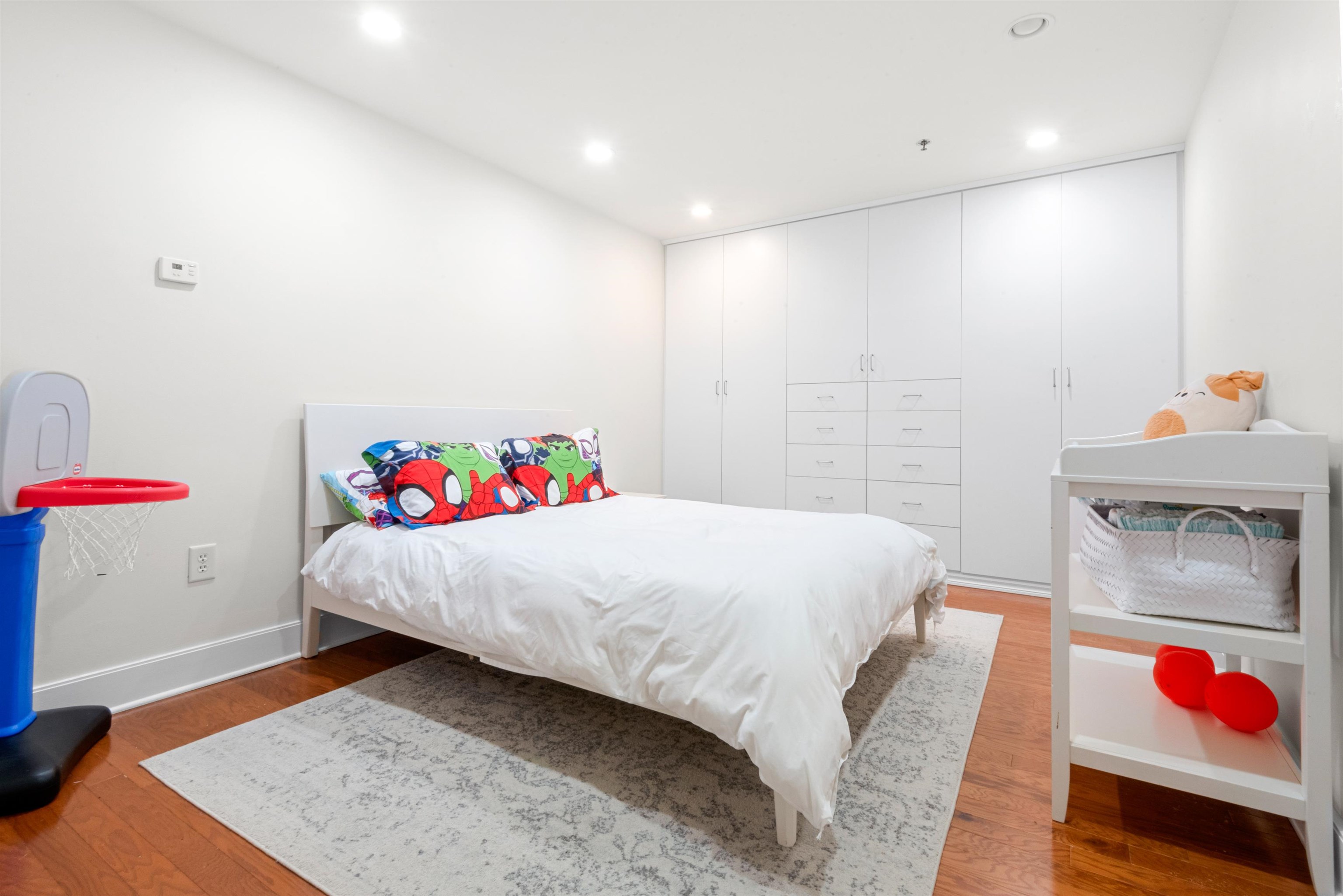 1025 MAXWELL LANE Unit: 506