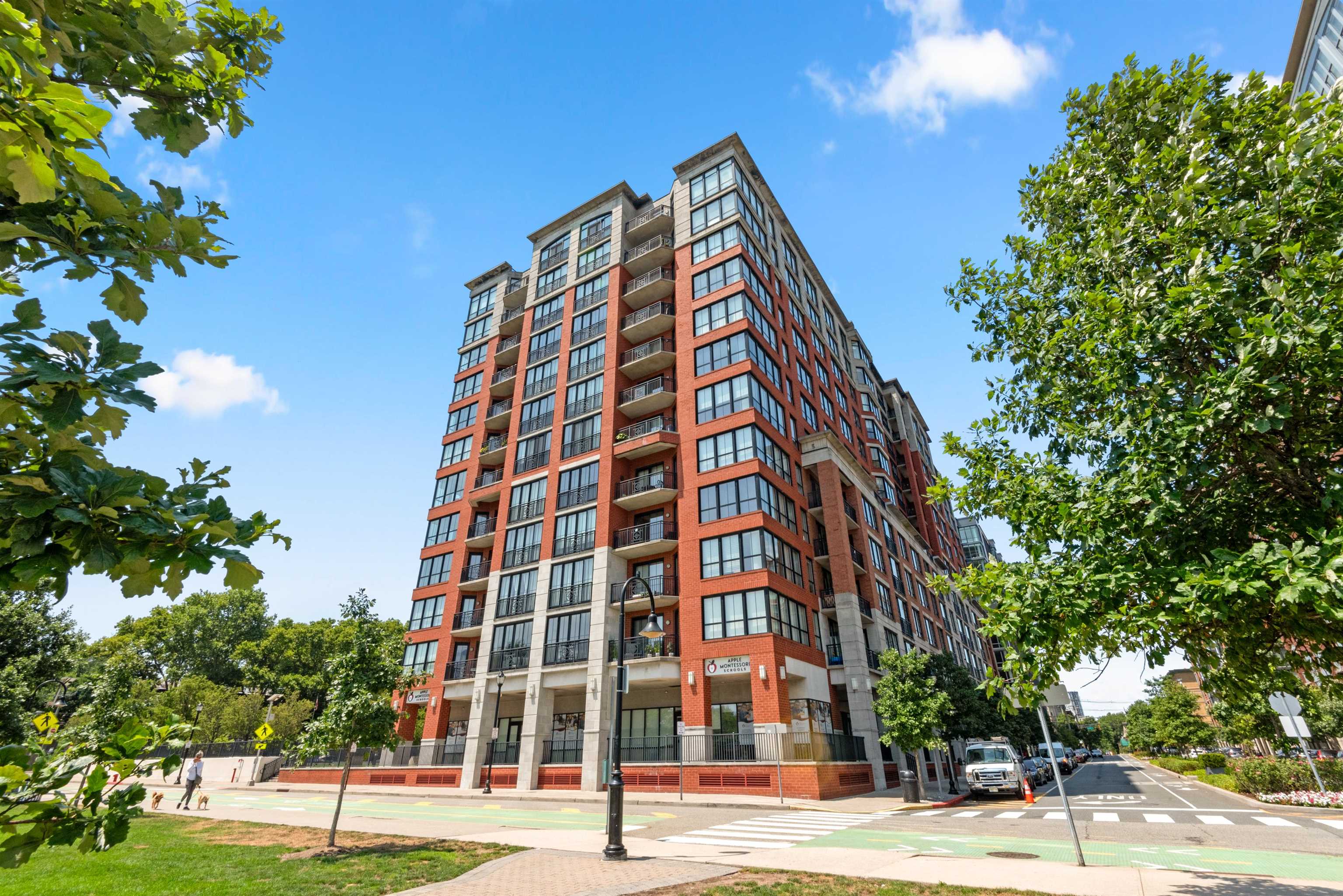 1025 MAXWELL LANE Unit: 506