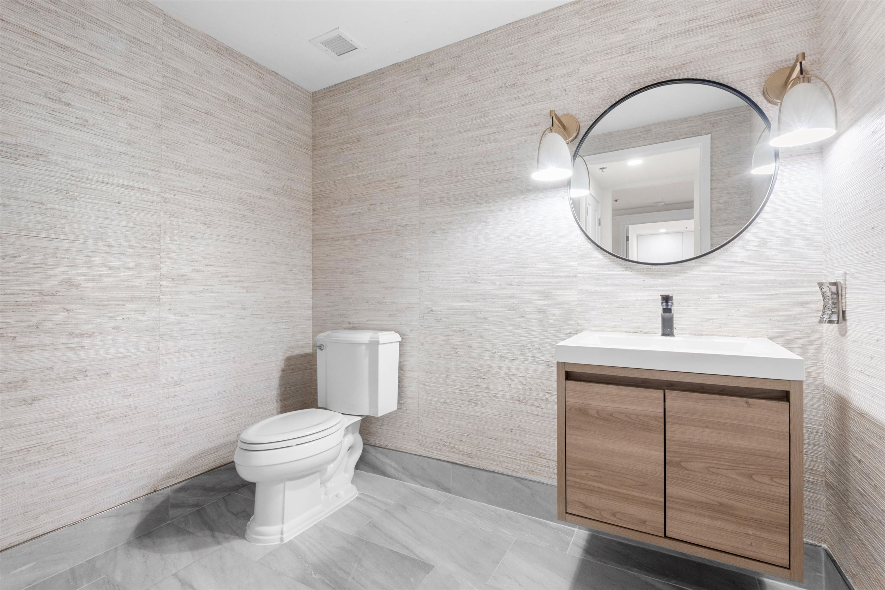 1025 MAXWELL LANE Unit: 506