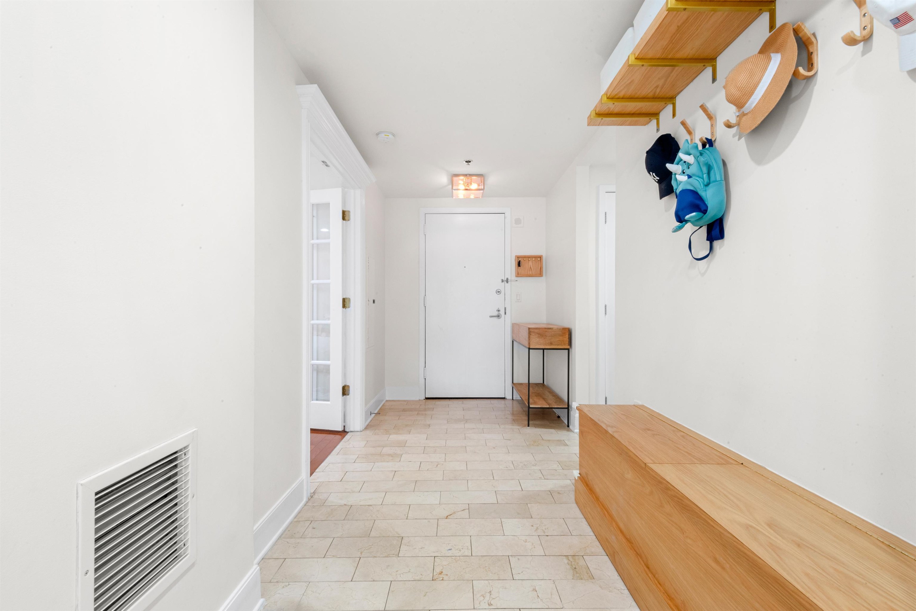 1025 MAXWELL LANE Unit: 506