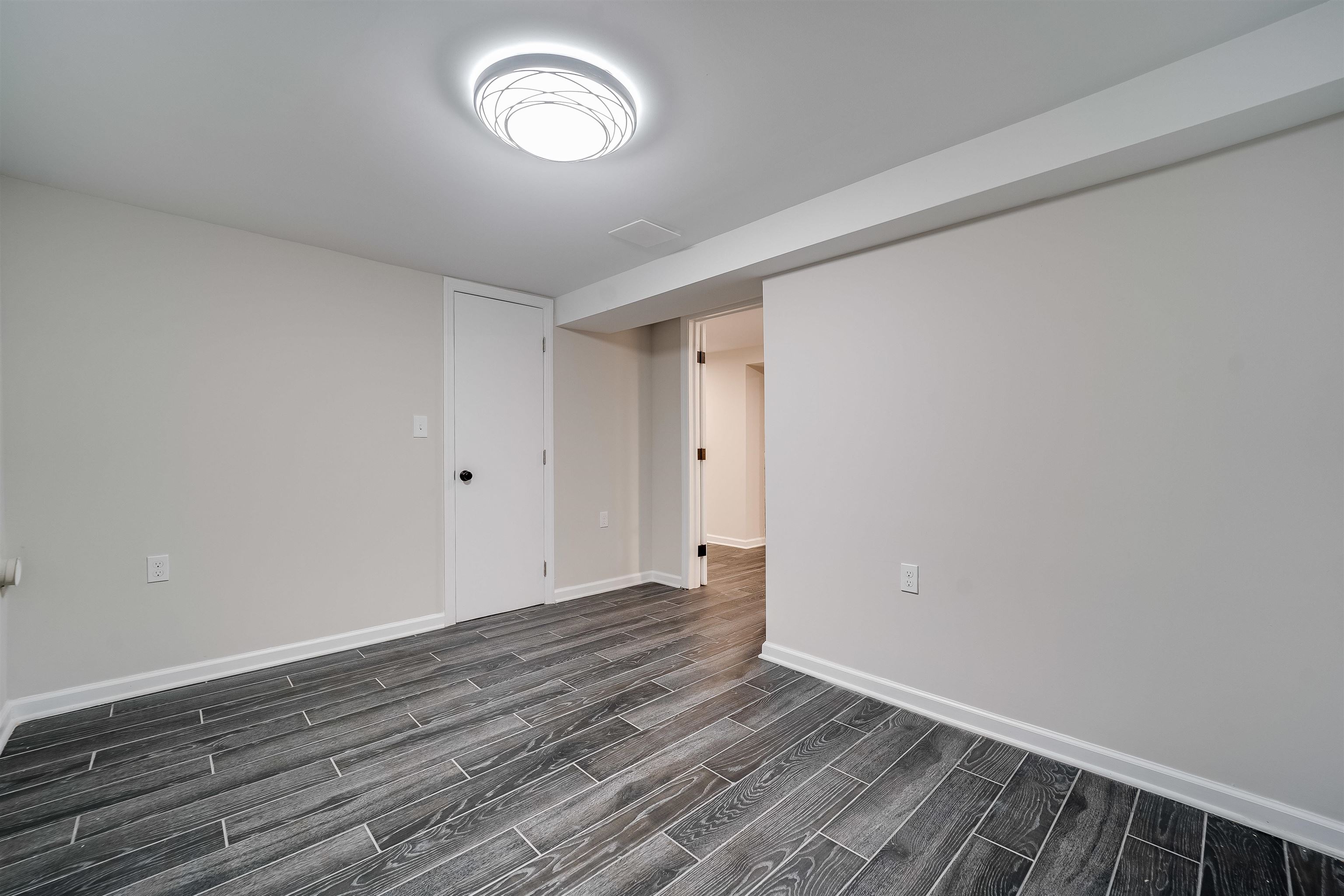 486 BRAMHALL AVE