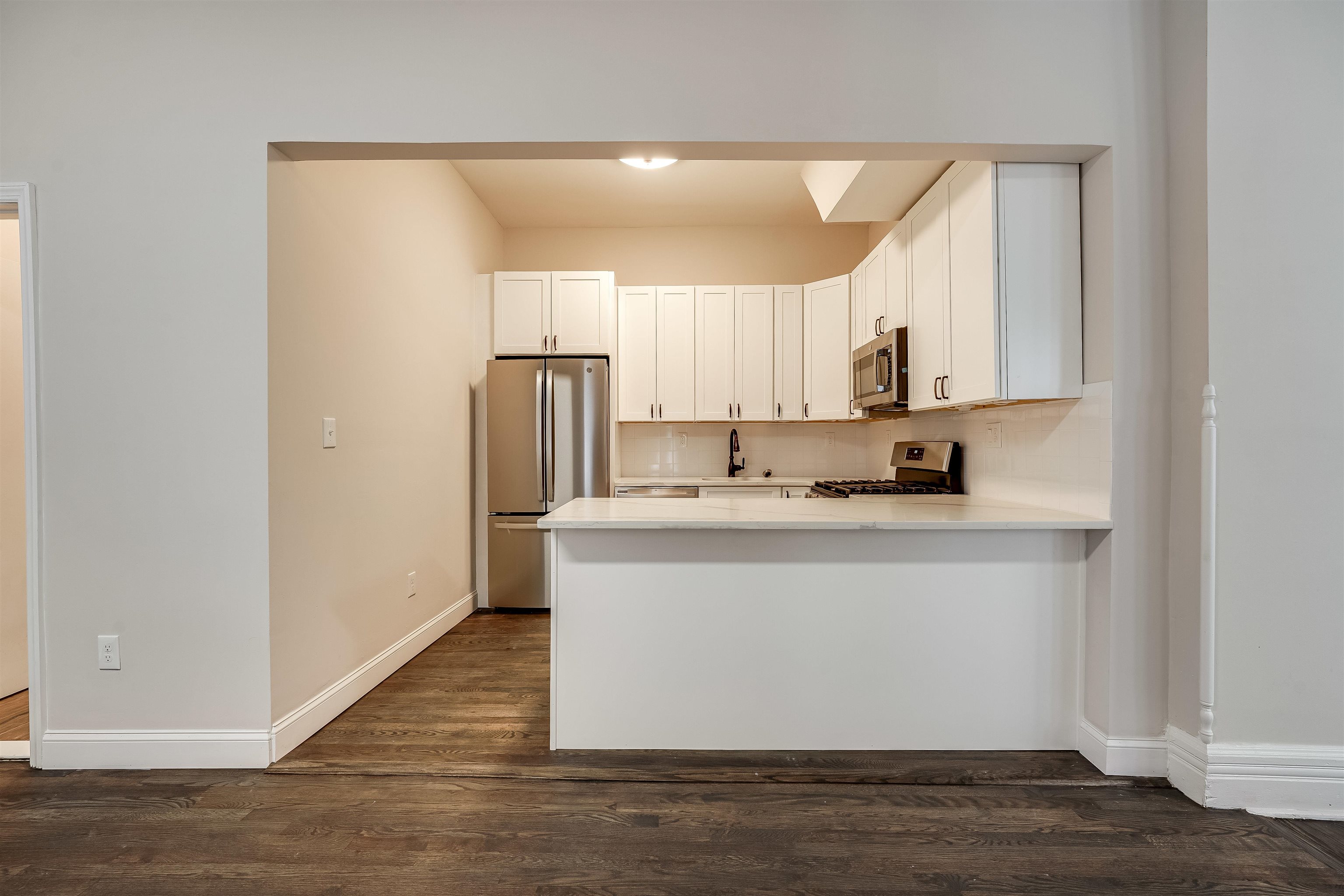 486 BRAMHALL AVE