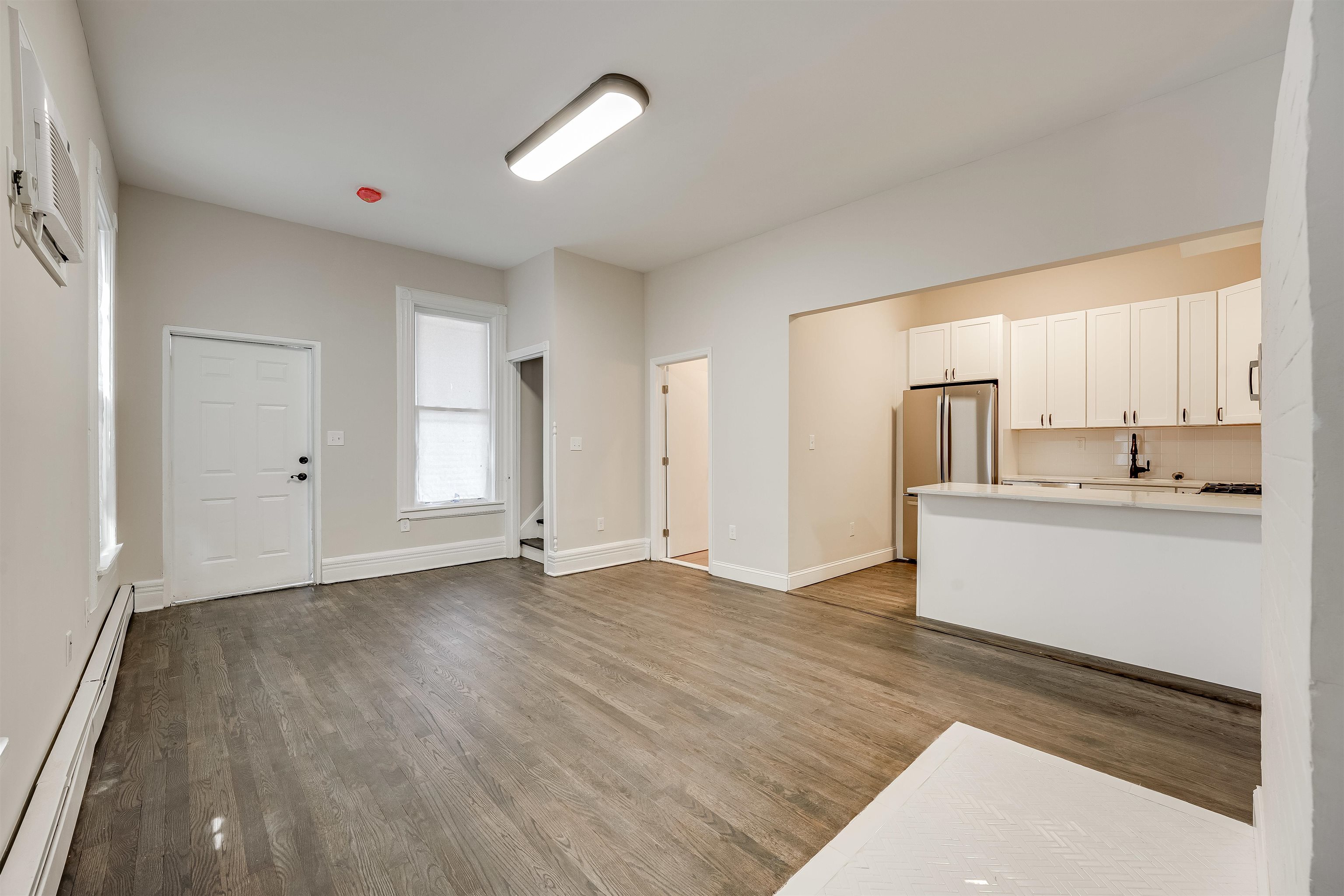 486 BRAMHALL AVE