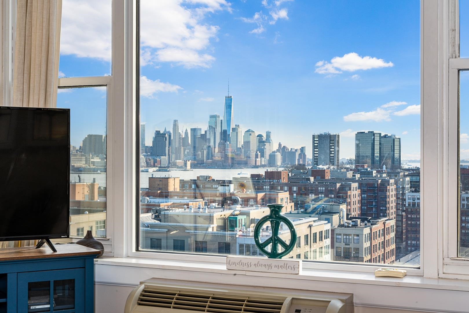 1500 HUDSON ST Unit: 12M