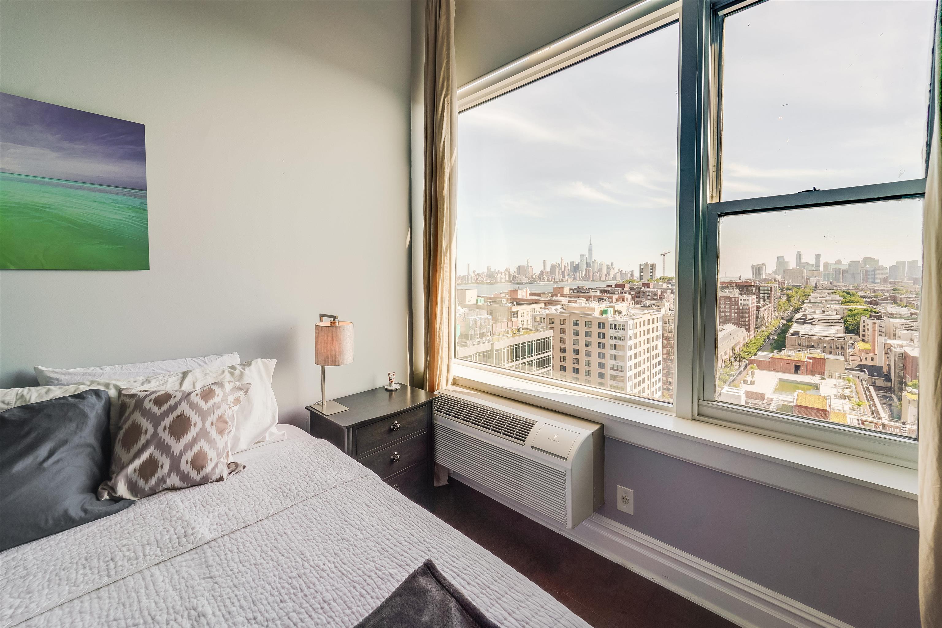 1500 HUDSON ST Unit: 12M