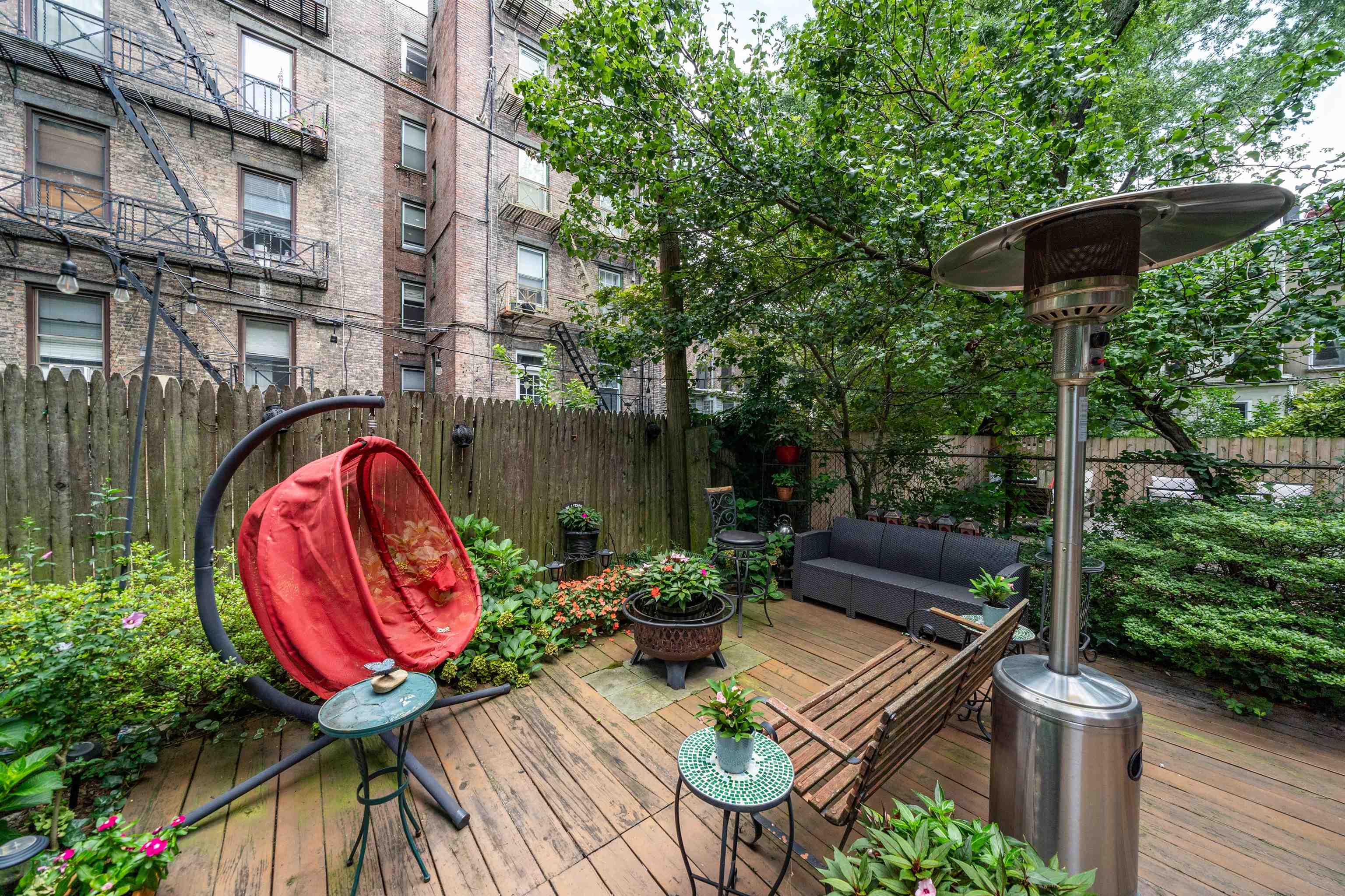 1011 WILLOW AVE Unit: 2B