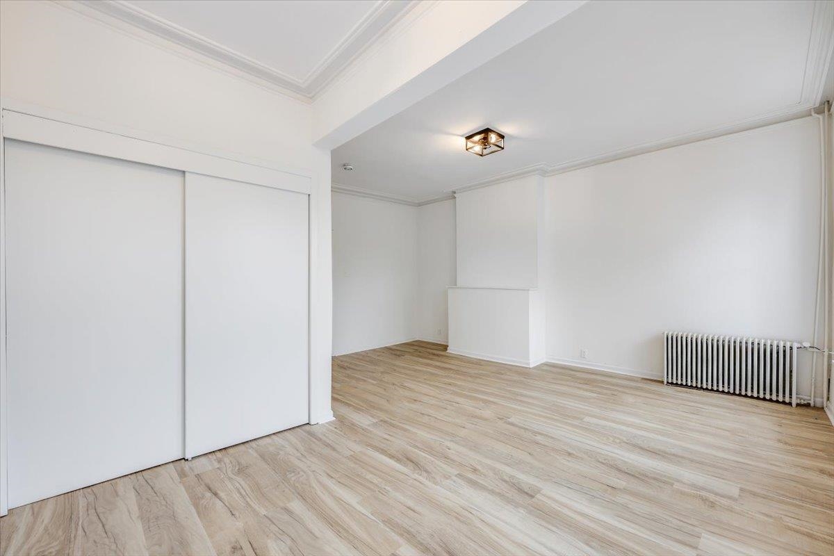 370 FORREST ST Unit: 3