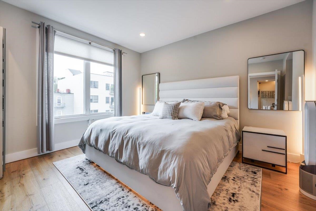 528 MONROE ST Unit: 403