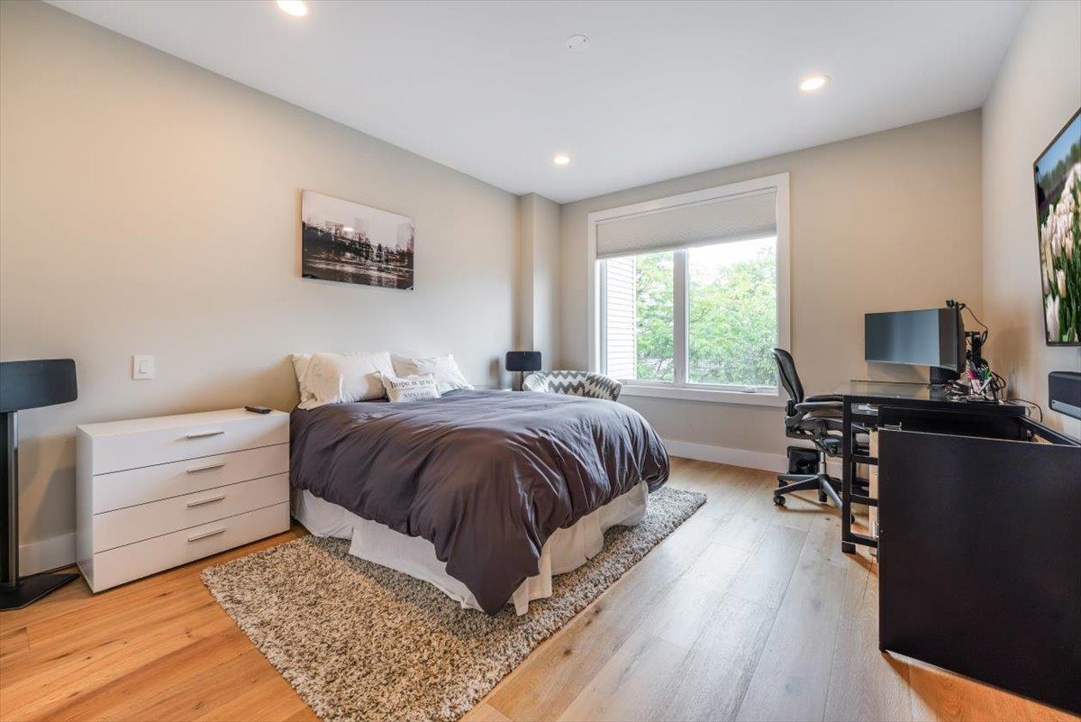 528 MONROE ST Unit: 403