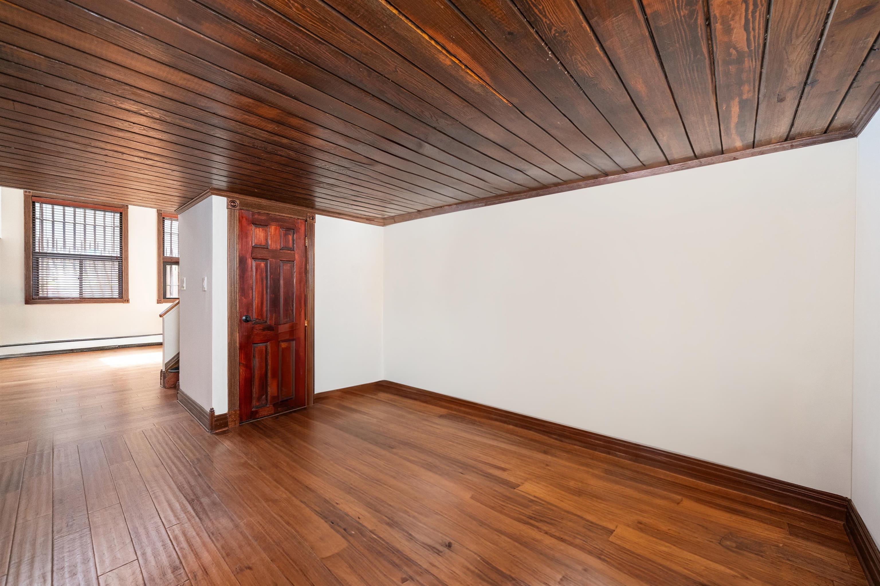 83 MONTGOMERY ST Unit: 104