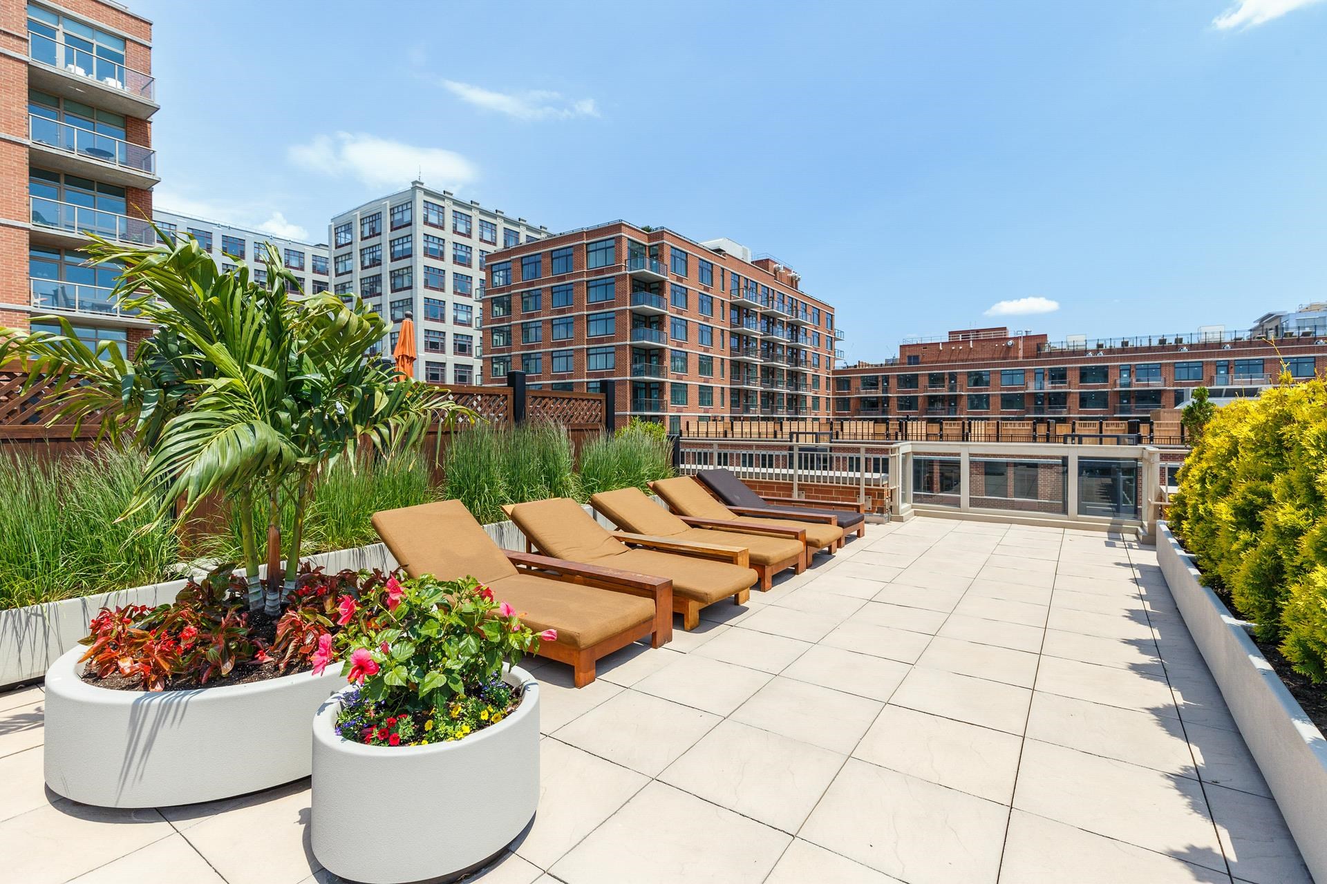 1400 HUDSON ST Unit: 309