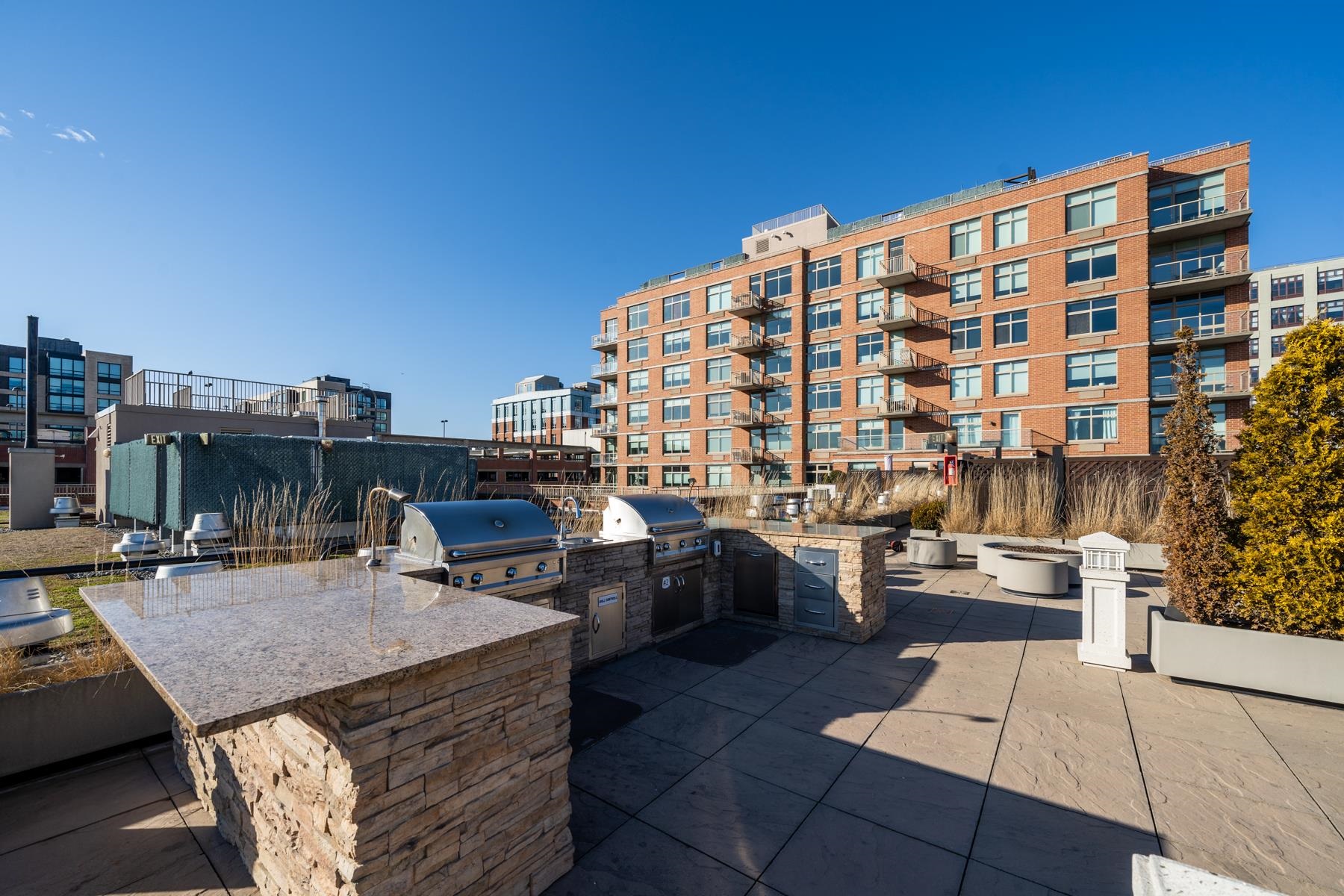1400 HUDSON ST Unit: 309