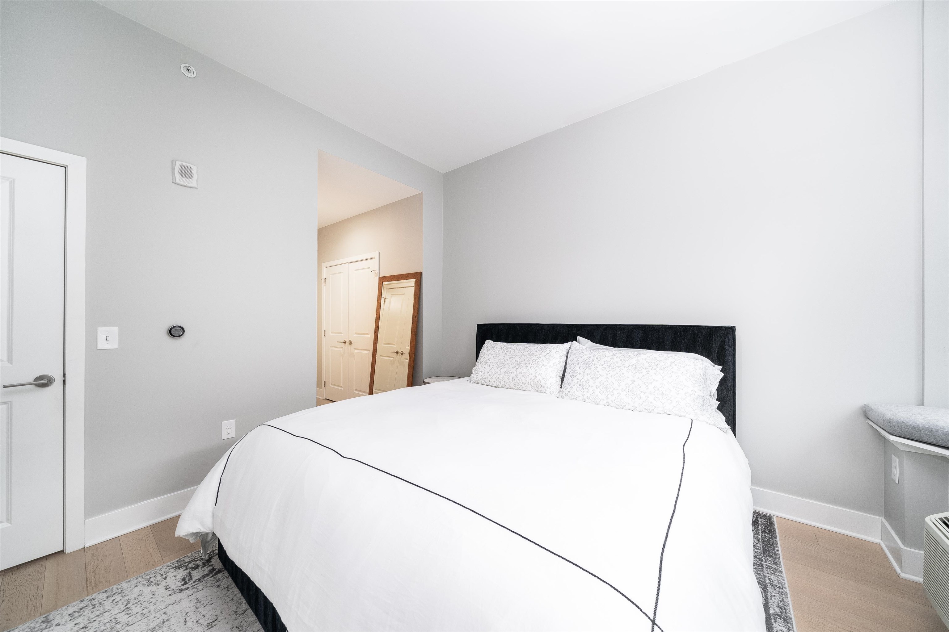 1400 HUDSON ST Unit: 309