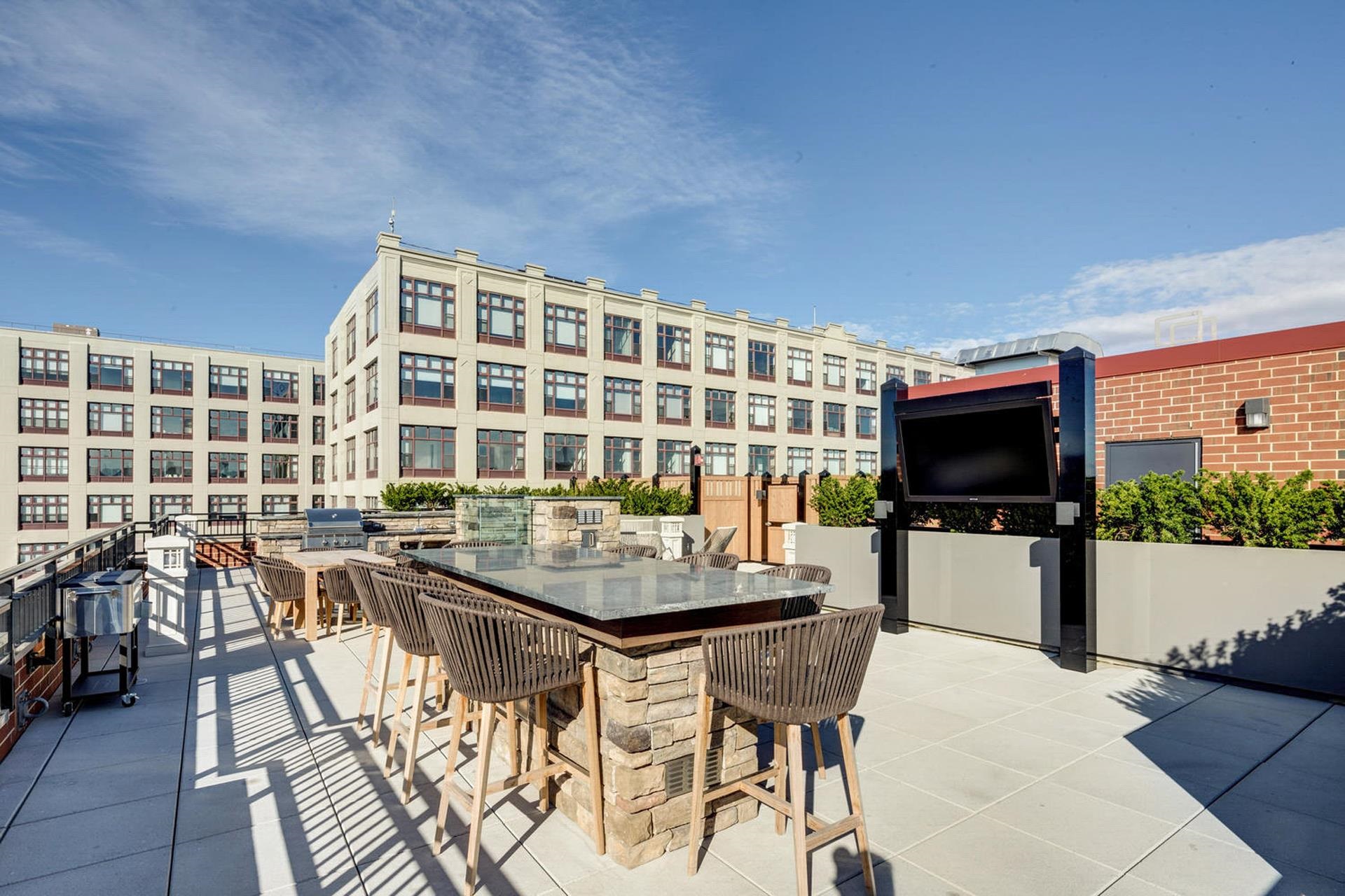 1400 HUDSON ST Unit: 309
