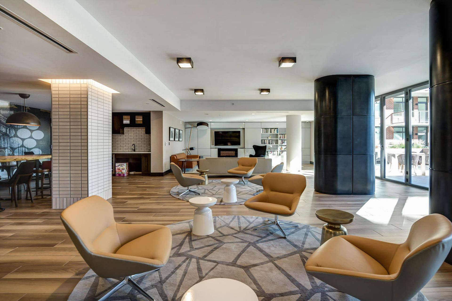 1400 HUDSON ST Unit: 309