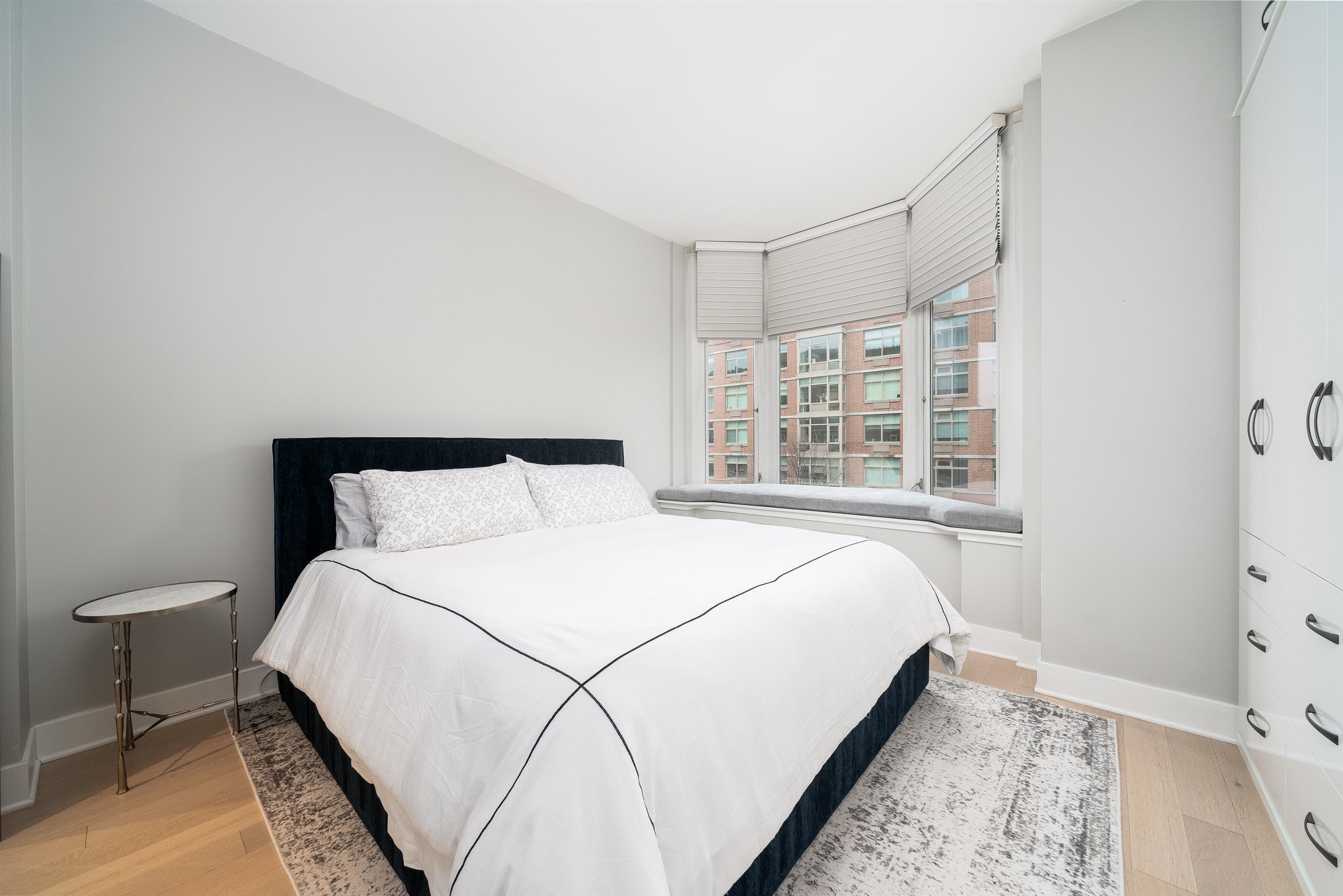 1400 HUDSON ST Unit: 309