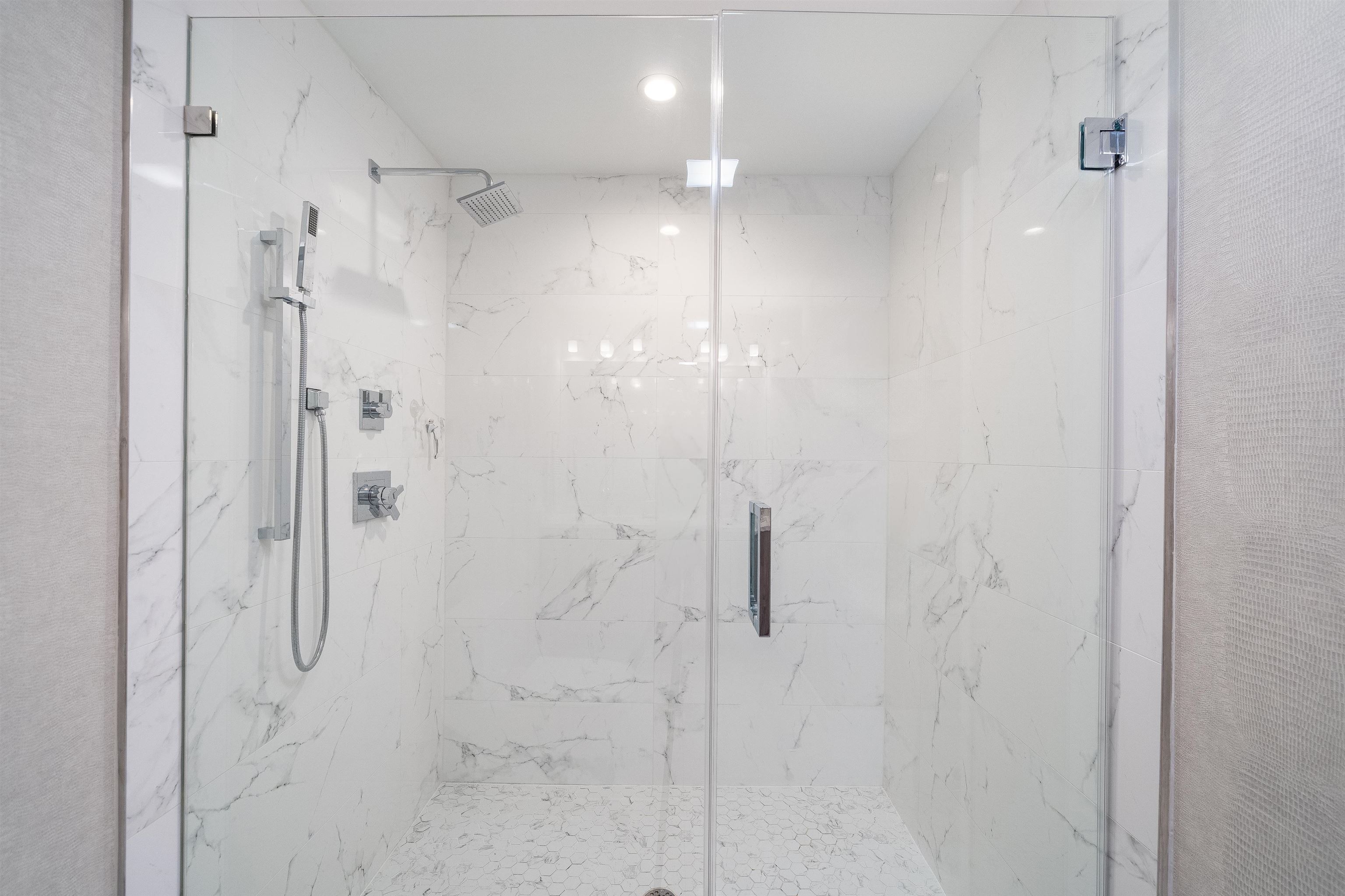 115 GRAND ST Unit: 407