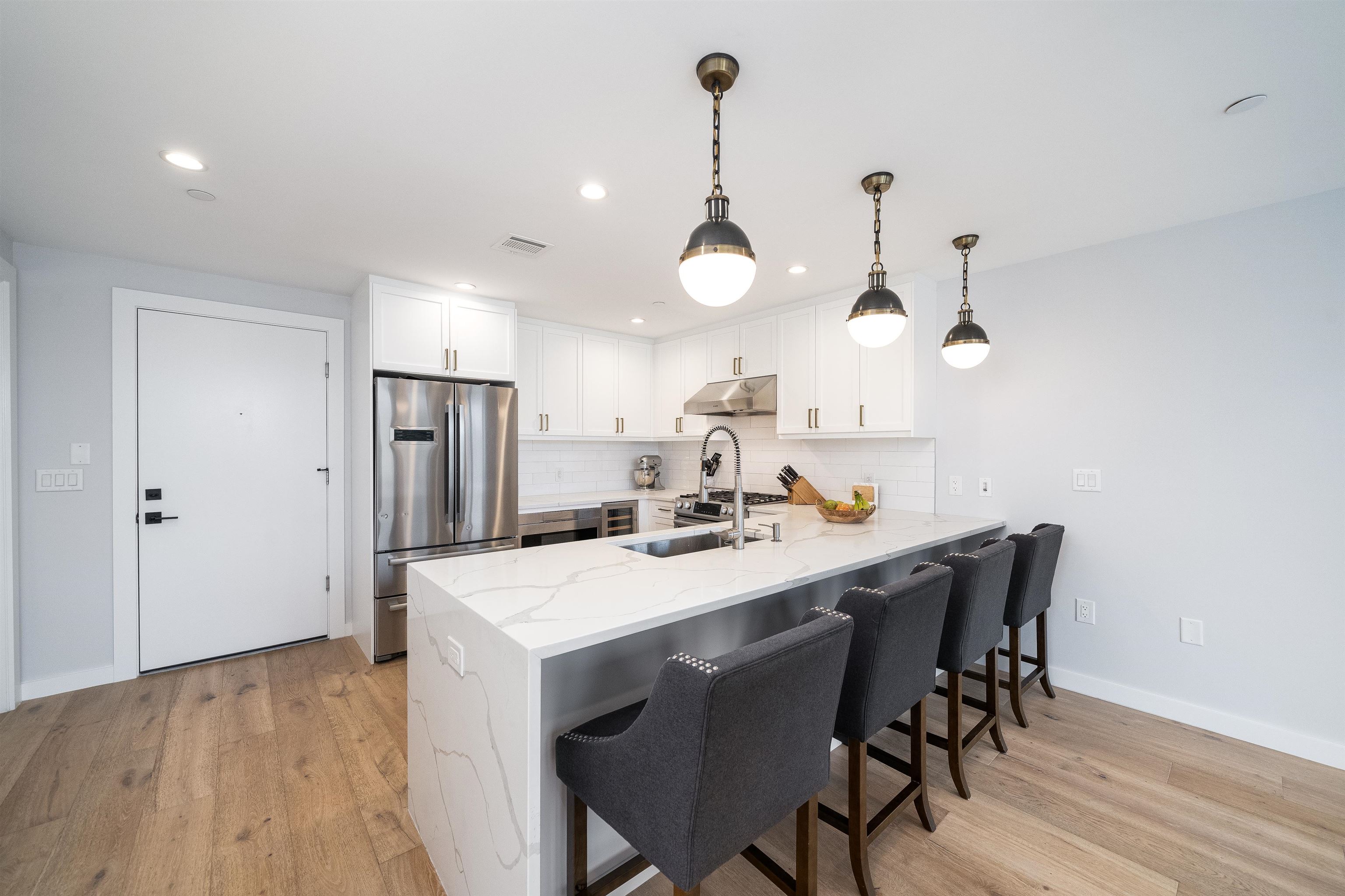 115 GRAND ST Unit: 407