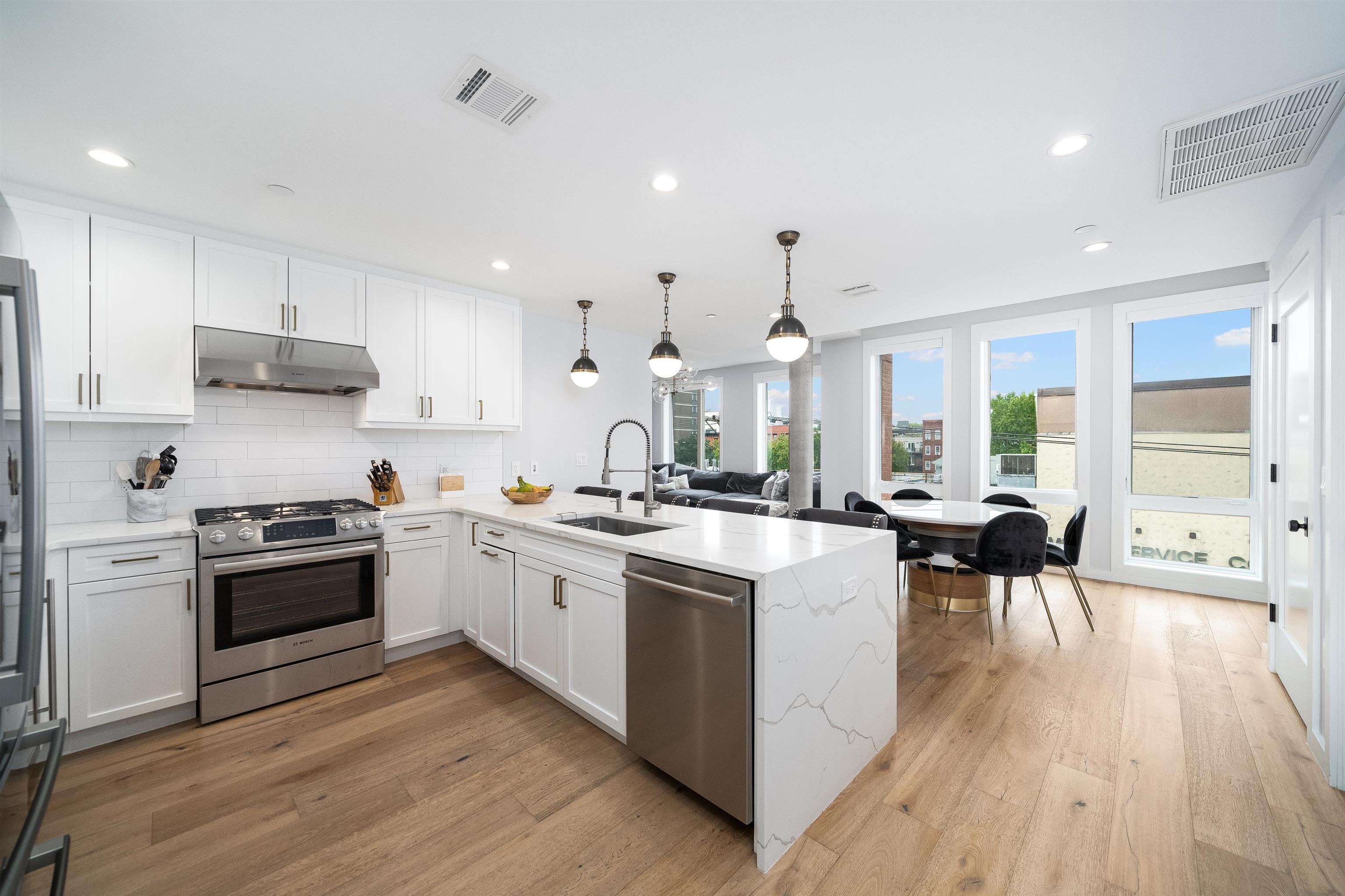 115 GRAND ST Unit: 407