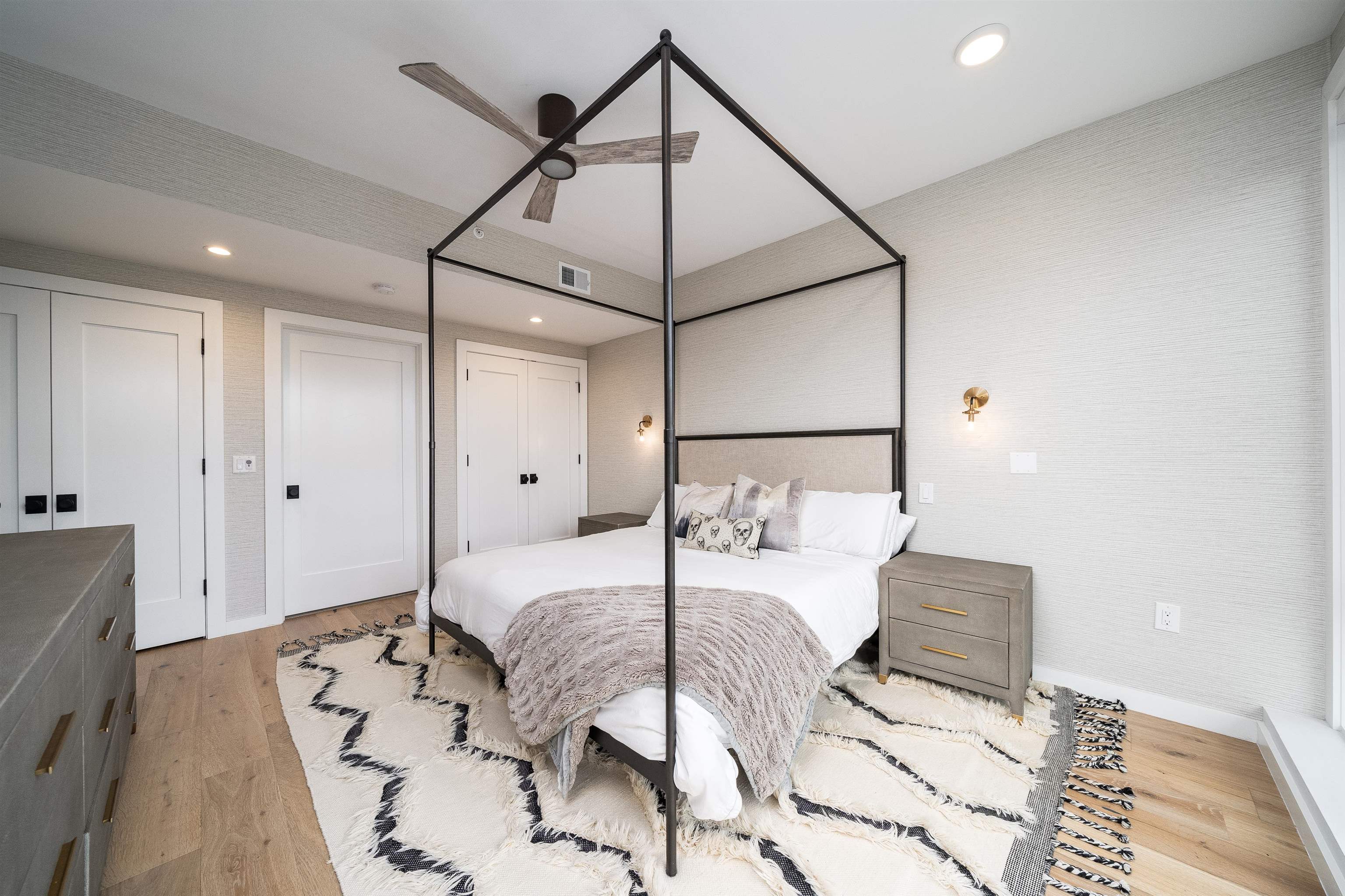 115 GRAND ST Unit: 407