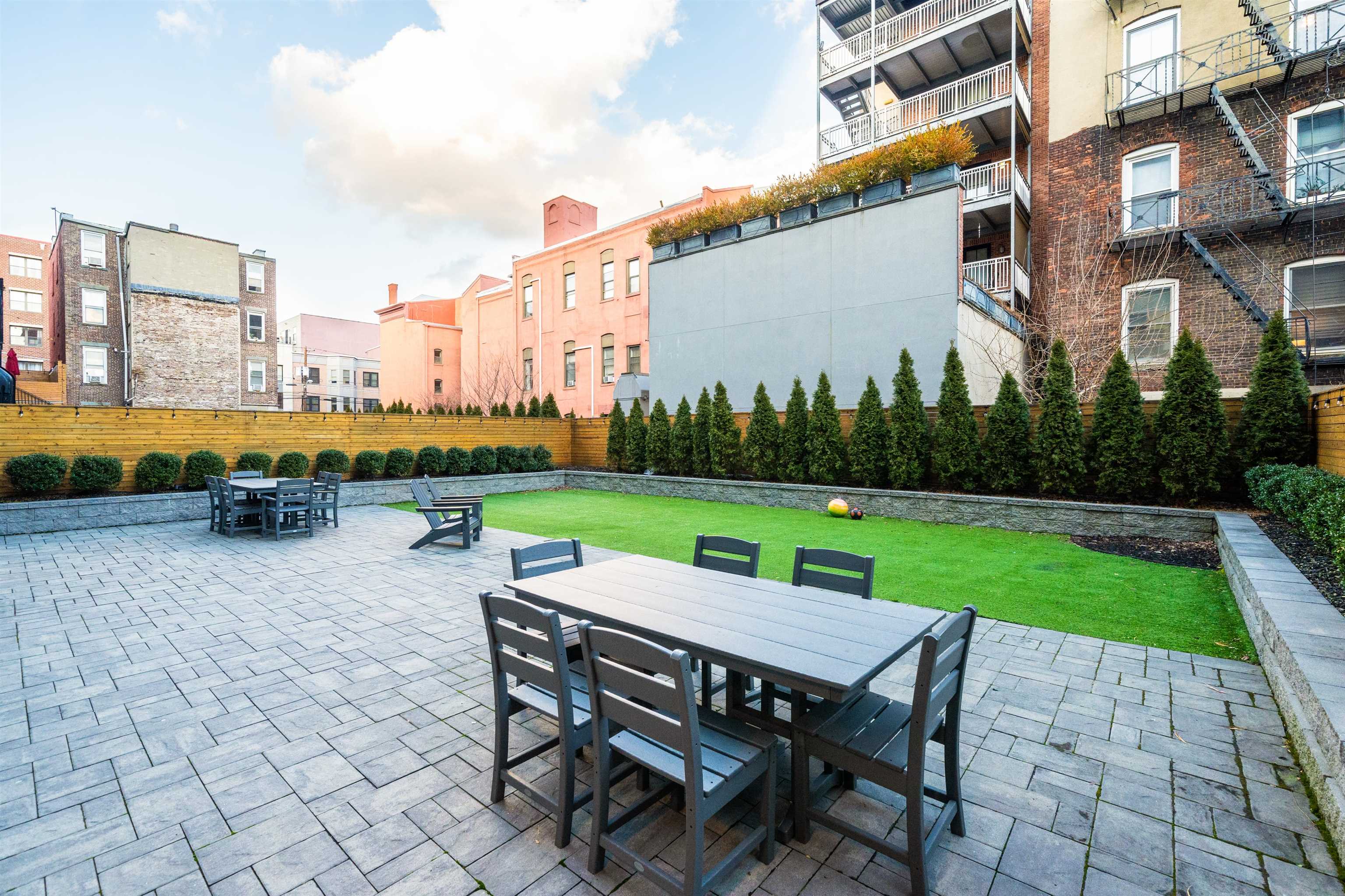 115 GRAND ST Unit: 407