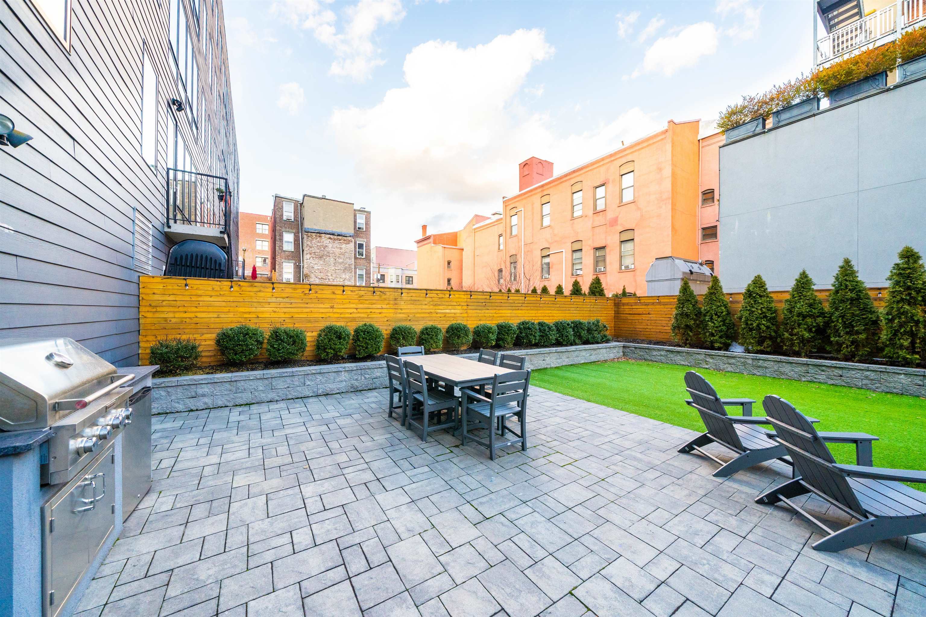 115 GRAND ST Unit: 407