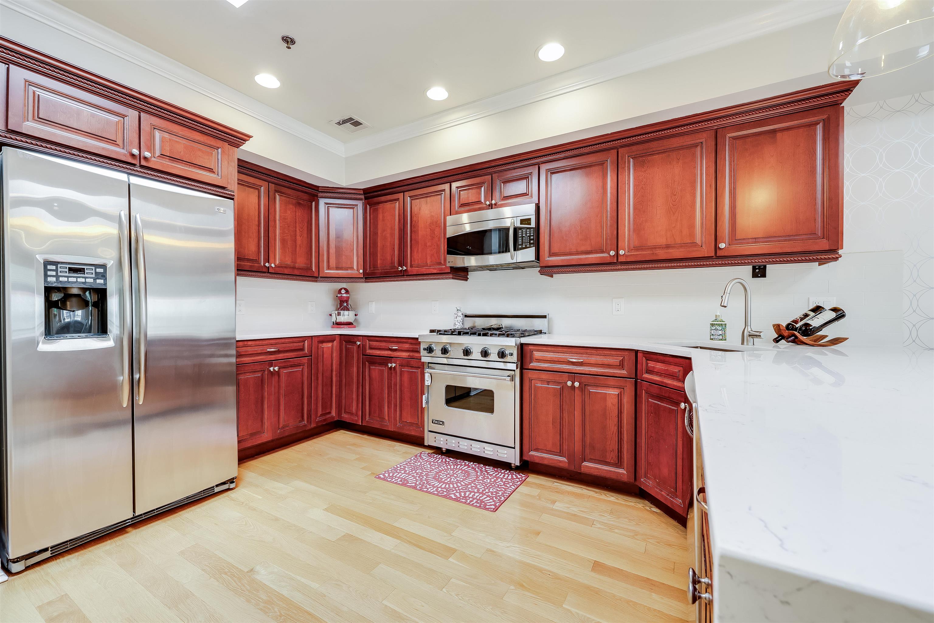 78 MONROE ST Unit: 4