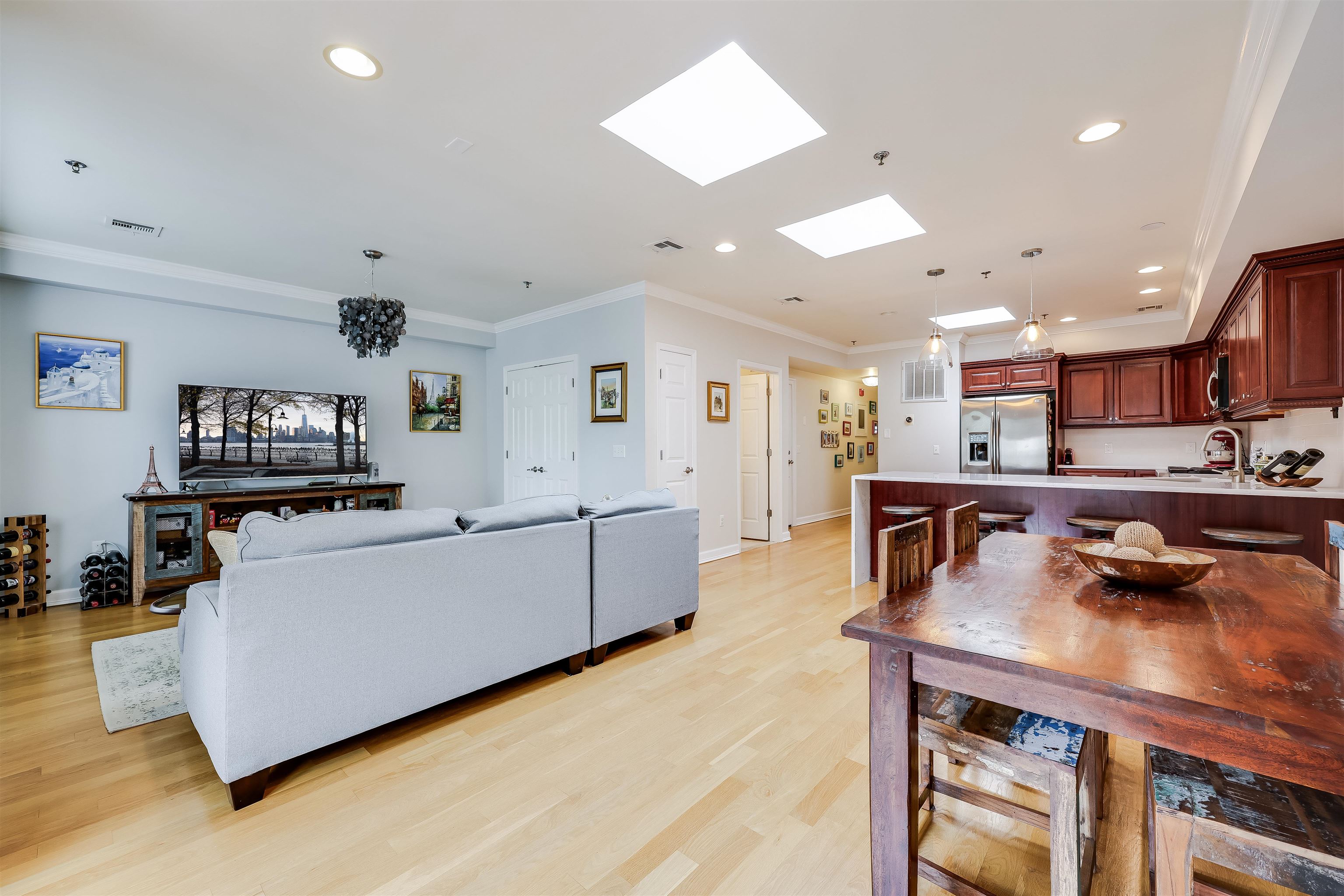 78 MONROE ST Unit: 4