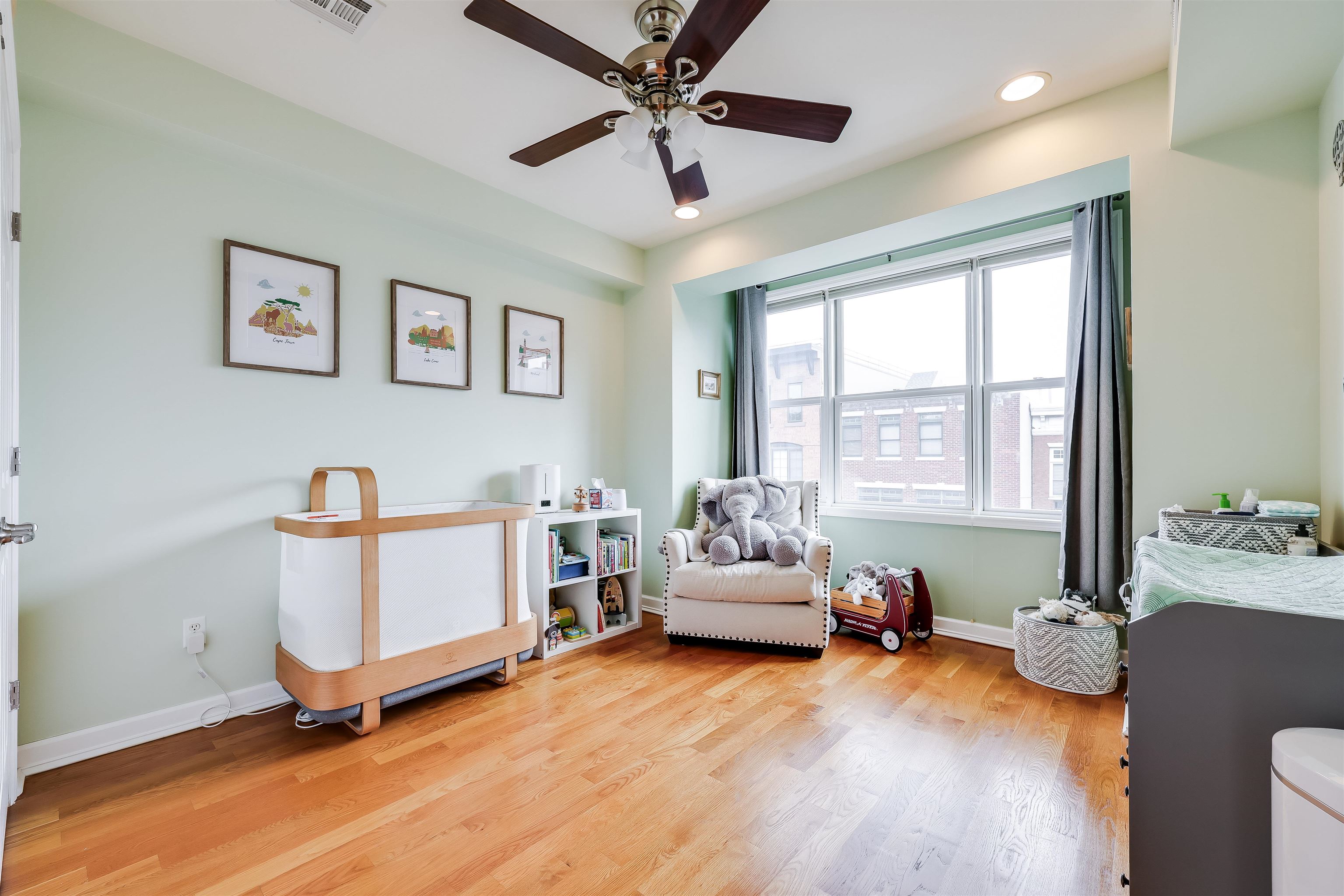 78 MONROE ST Unit: 4