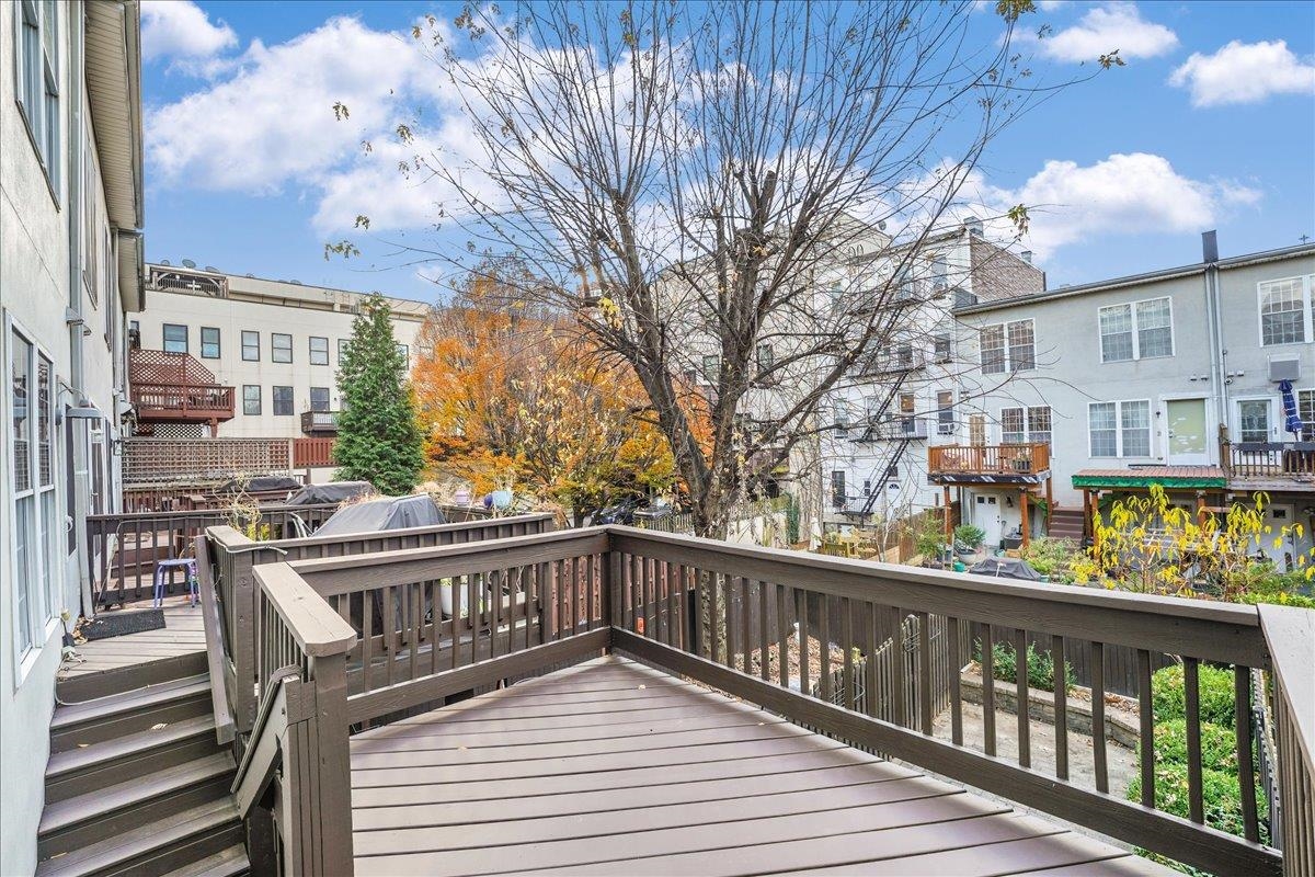 64 JEFFERSON ST Unit: B