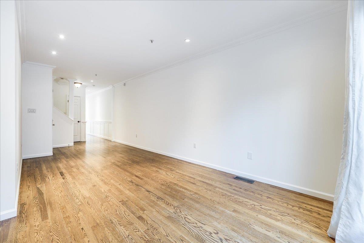 64 JEFFERSON ST Unit: B