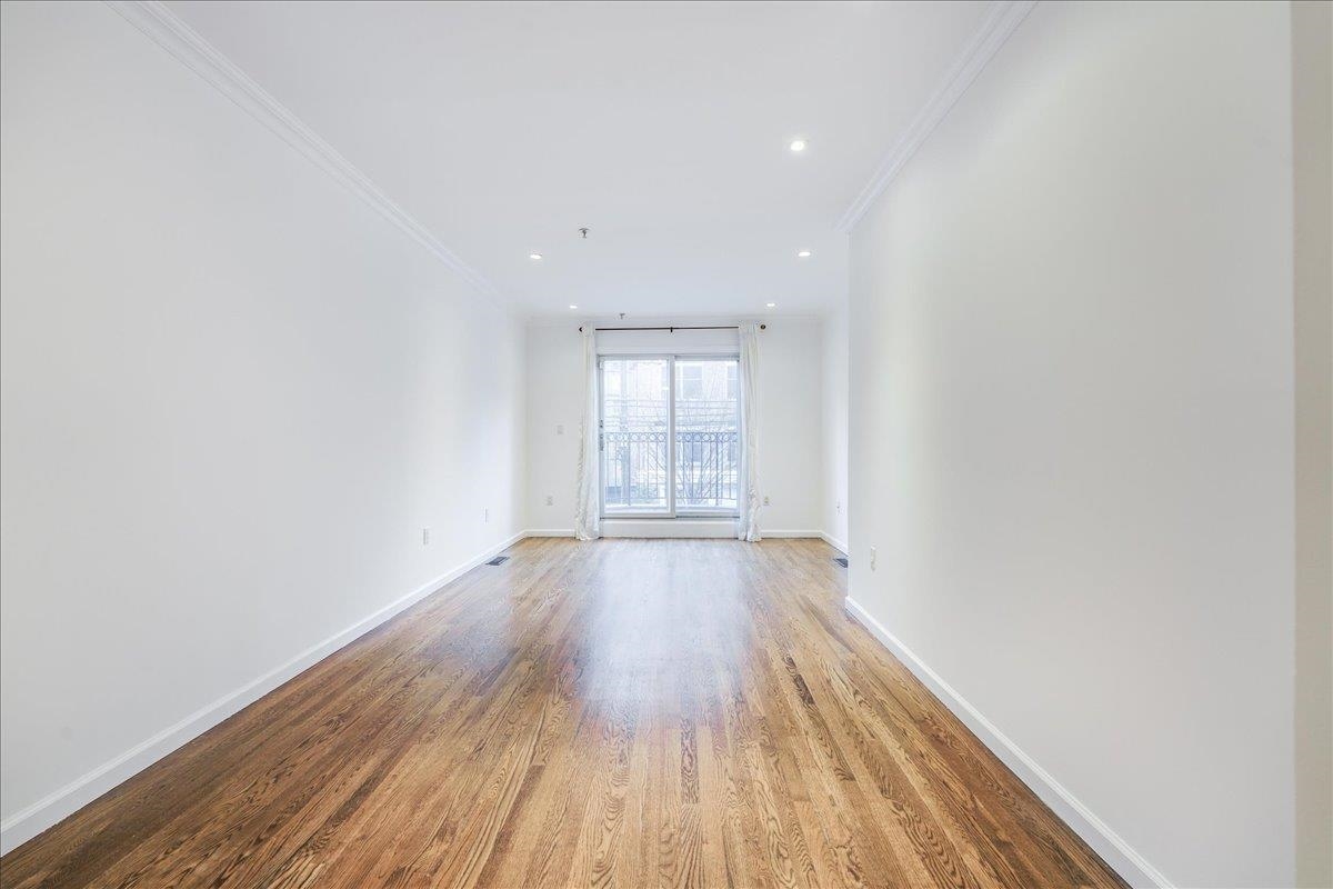 64 JEFFERSON ST Unit: B