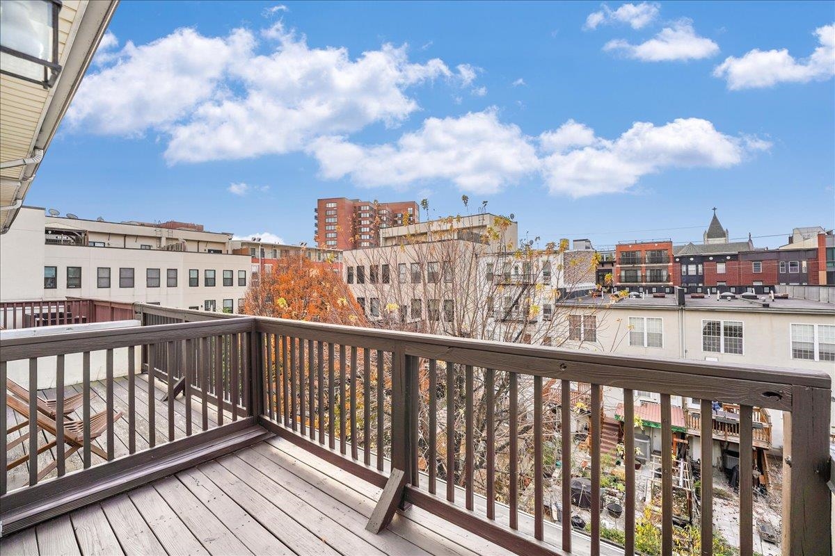 64 JEFFERSON ST Unit: B