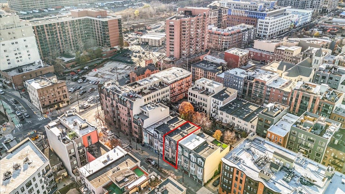 64 JEFFERSON ST Unit: B