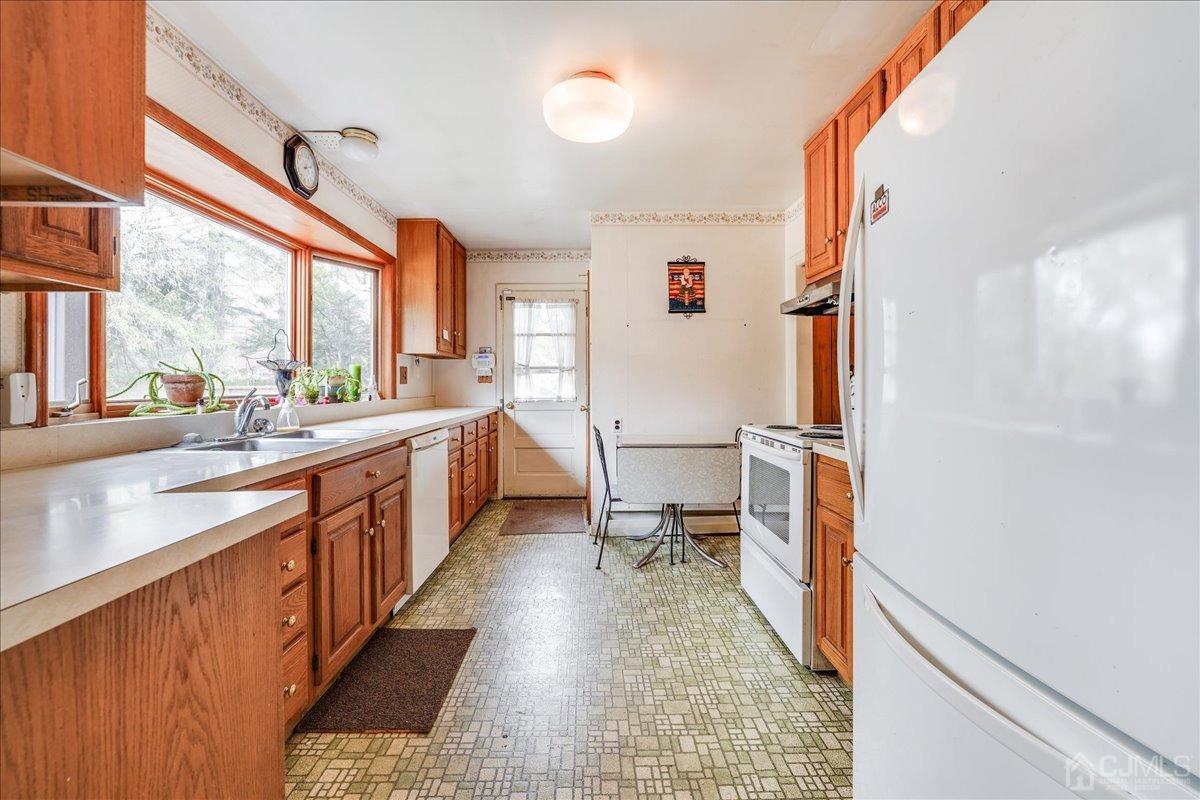 262 River Road