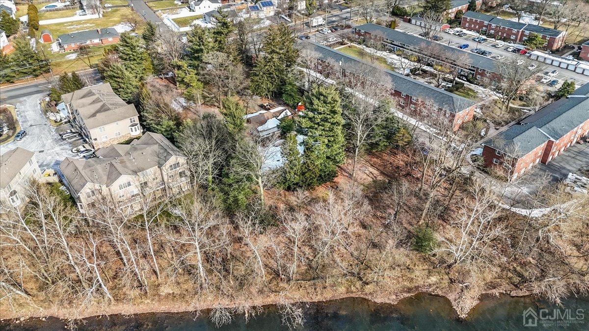 262 River Road