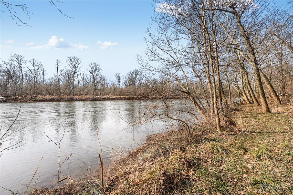 262 River Road