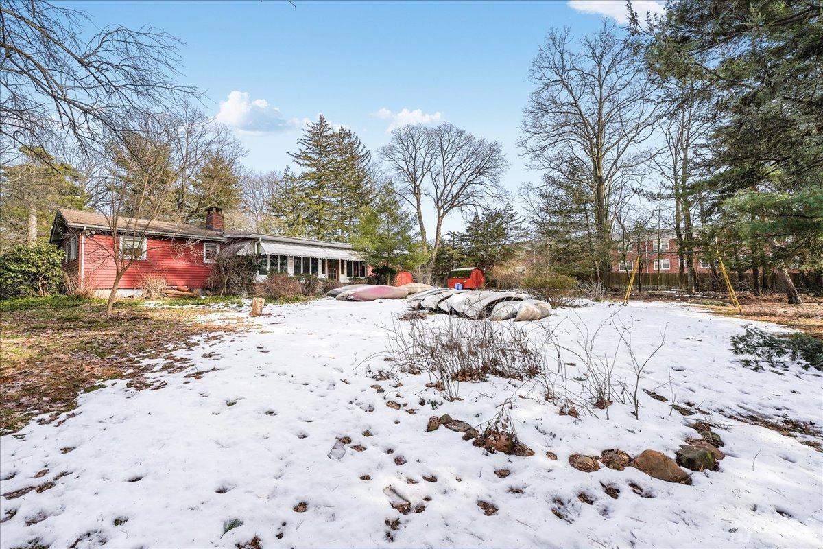 262 River Road